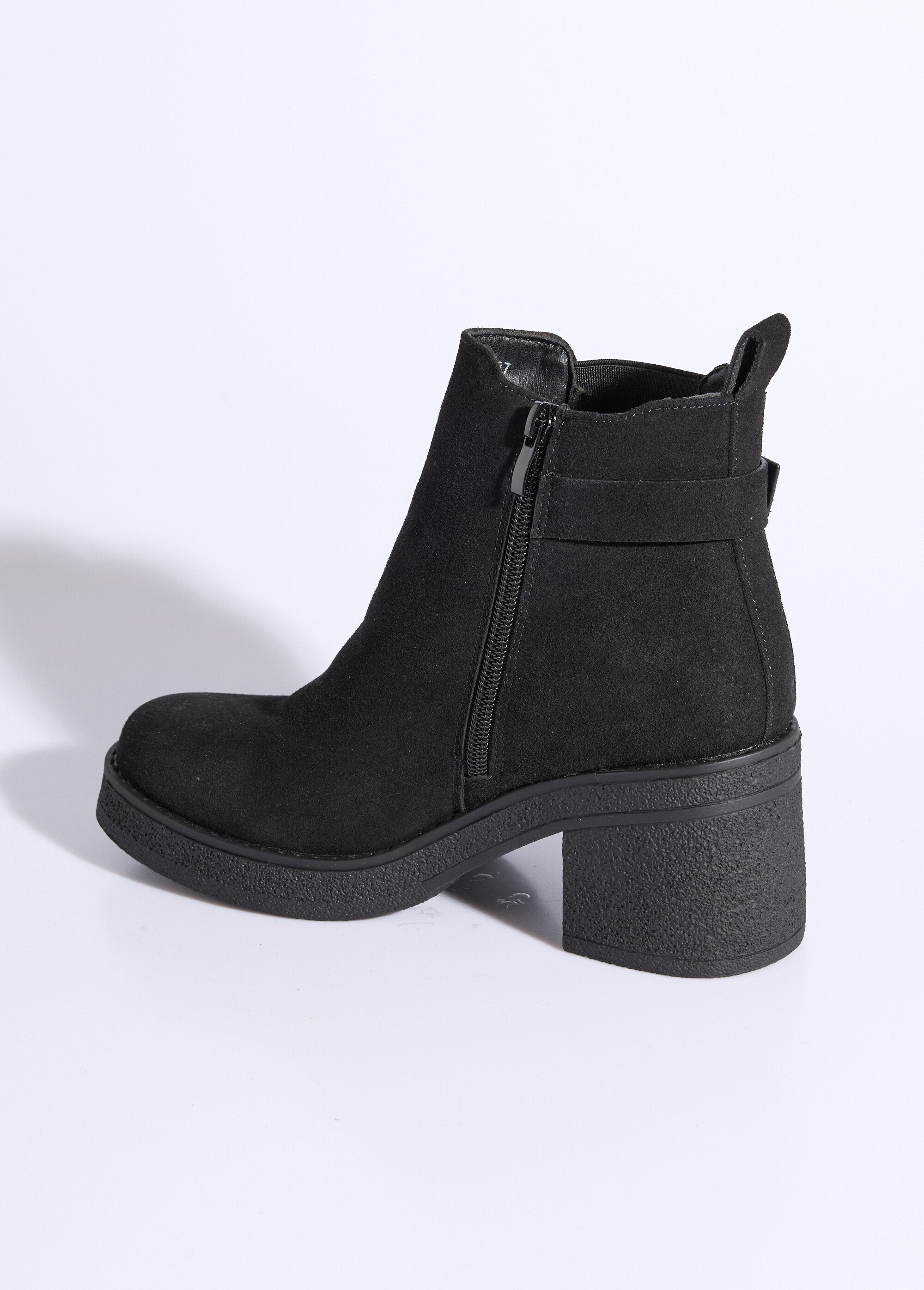 High-heeled_boots_with_crepe_soles_Black_DO1_slim