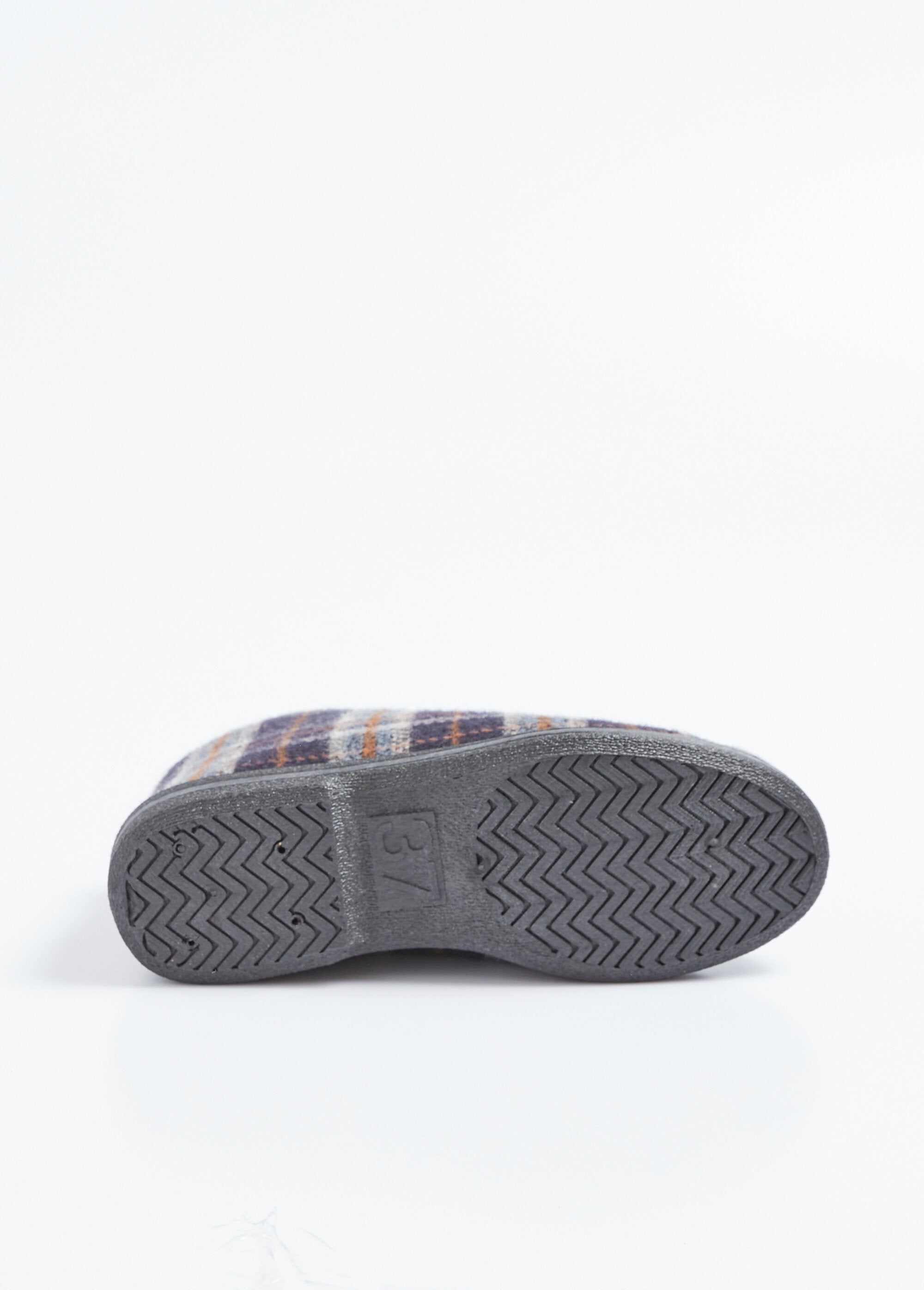 High-top_zipped_slippers_with_Scottish_comfort_width_Marine_UN1_slim