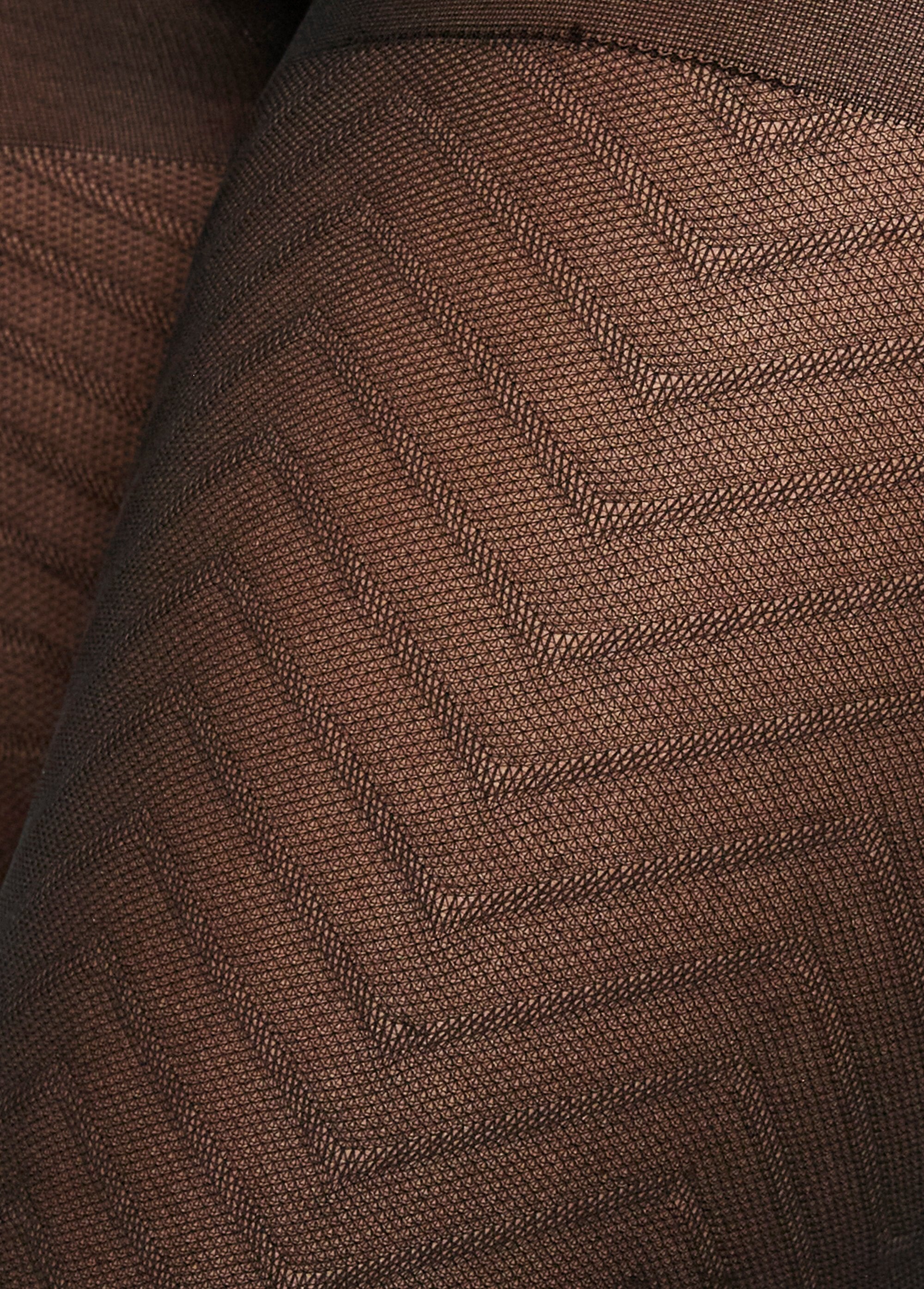 Opaque_tights_with_small_herringbone_patterns,_50_denier_Black_DE1_slim