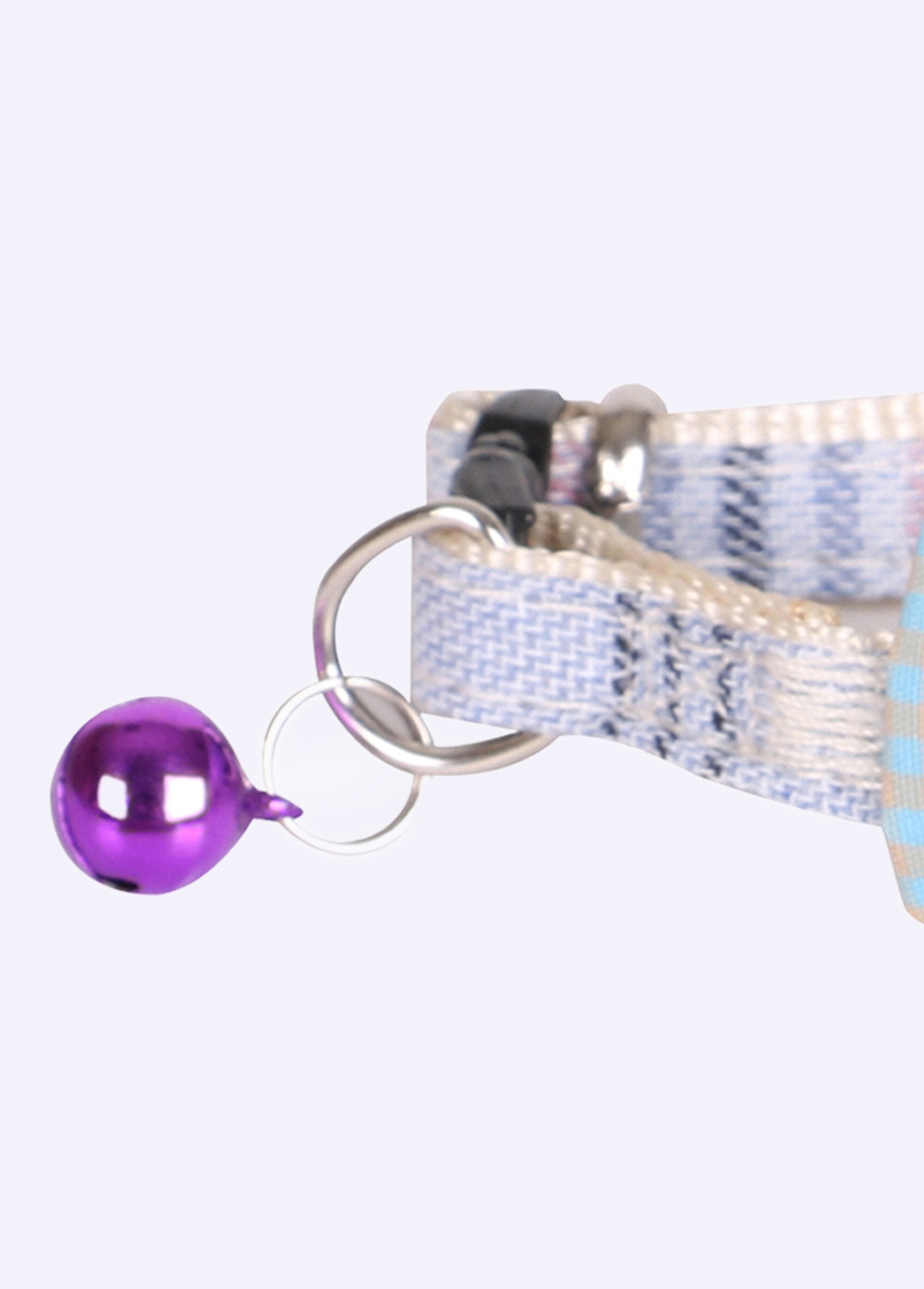 Cat_collar_with_bow_tie_and_bell_Blue_DE2_slim
