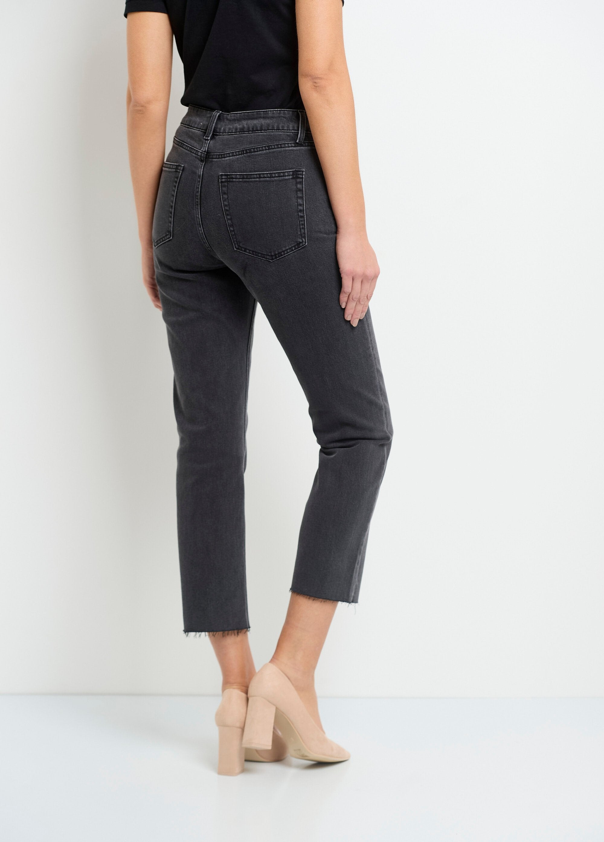 5-pocket_jeans,_7/8_length,_frayed_hem_Gray_DO1_slim