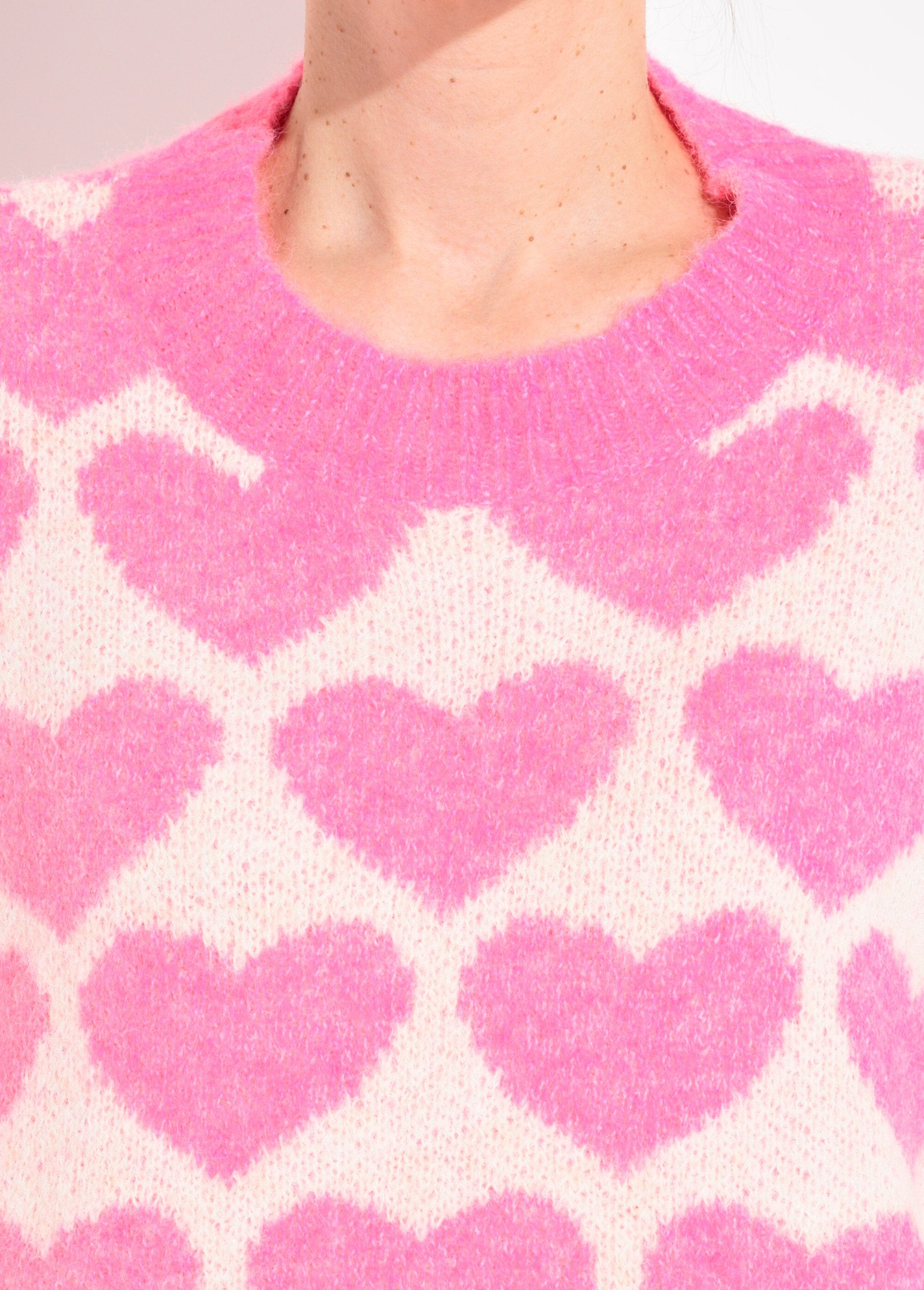 Warm_knitted_sweater_with_fluffy_wool_hearts_Hot_pink_DE1_slim