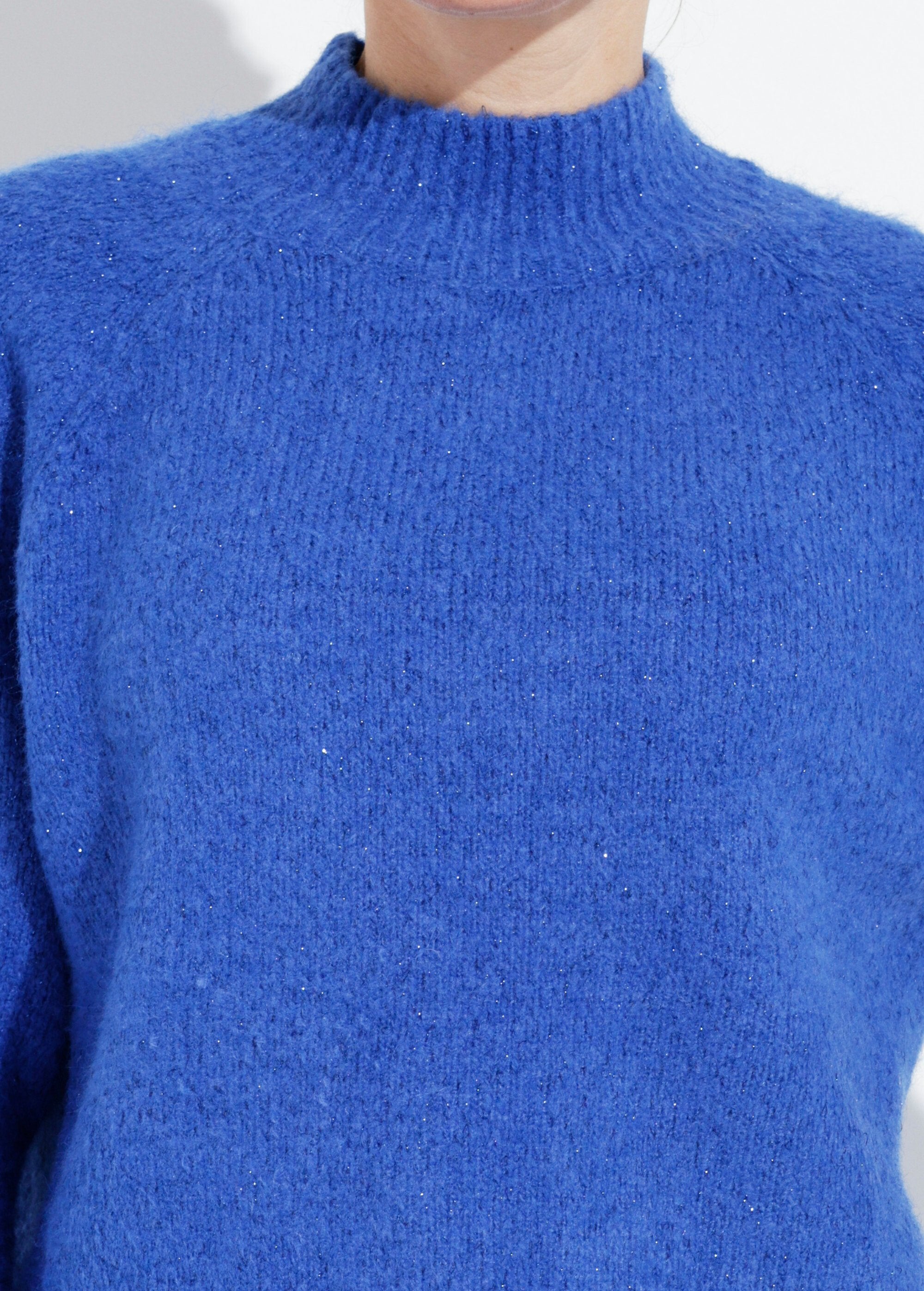 Shiny_knit_high_neck_sweater_Royal_blue_DE1_slim