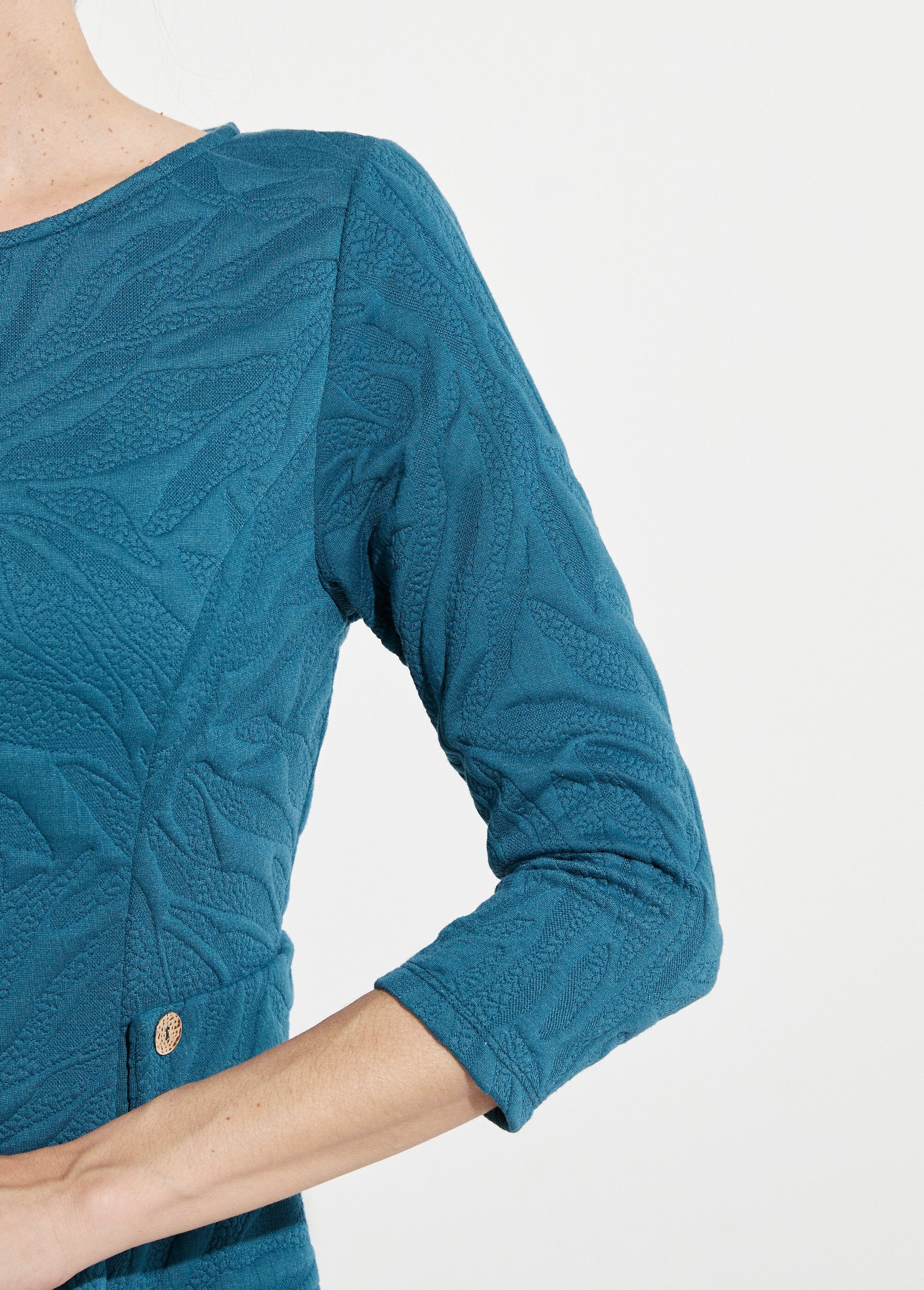 Short,_curved,_relief_jacquard_dress_Blue_Duck_DE1_slim