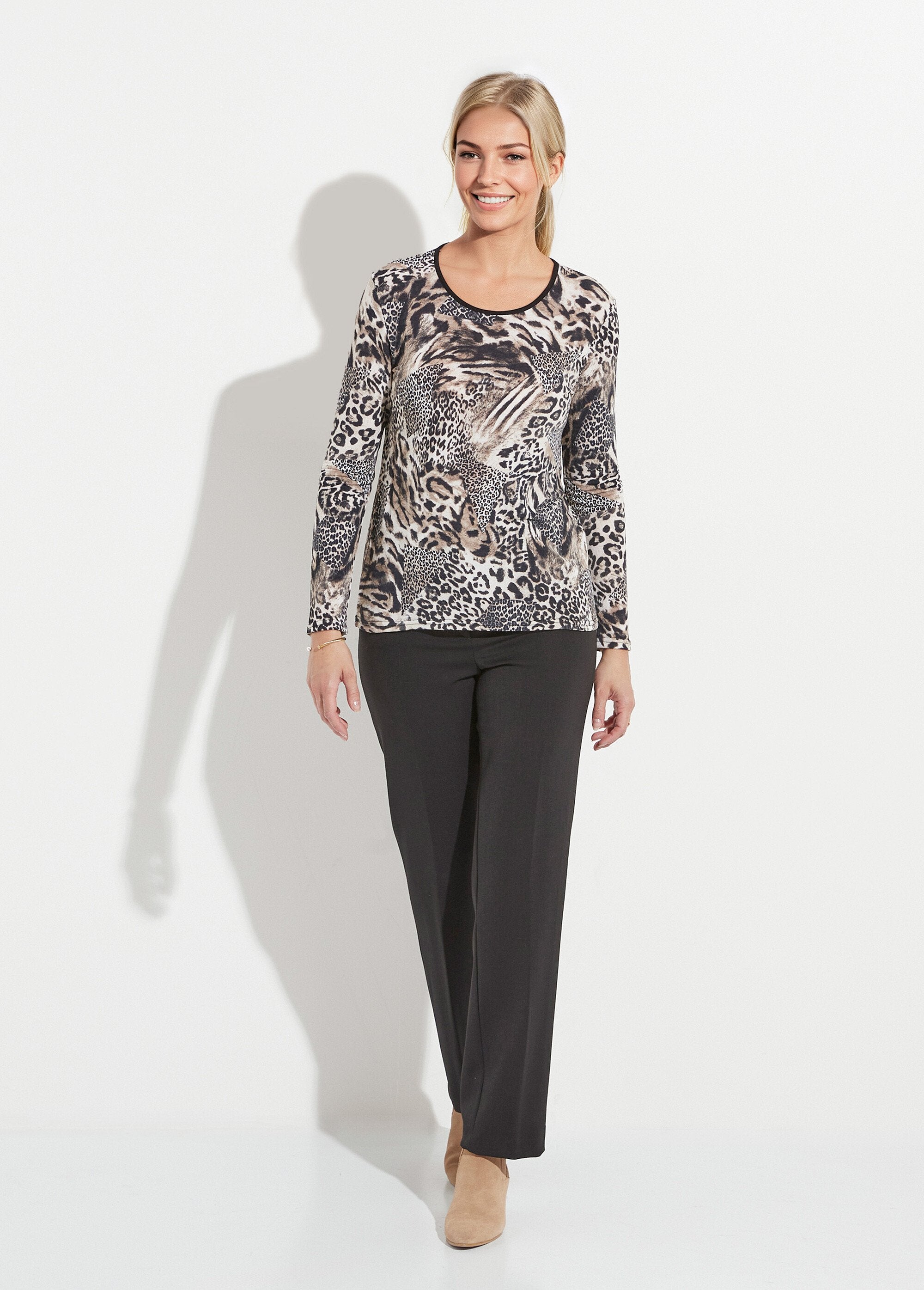 Animal_skin_patchwork_print_crew_neck_t-shirt_Beige_and_black_SF1_slim