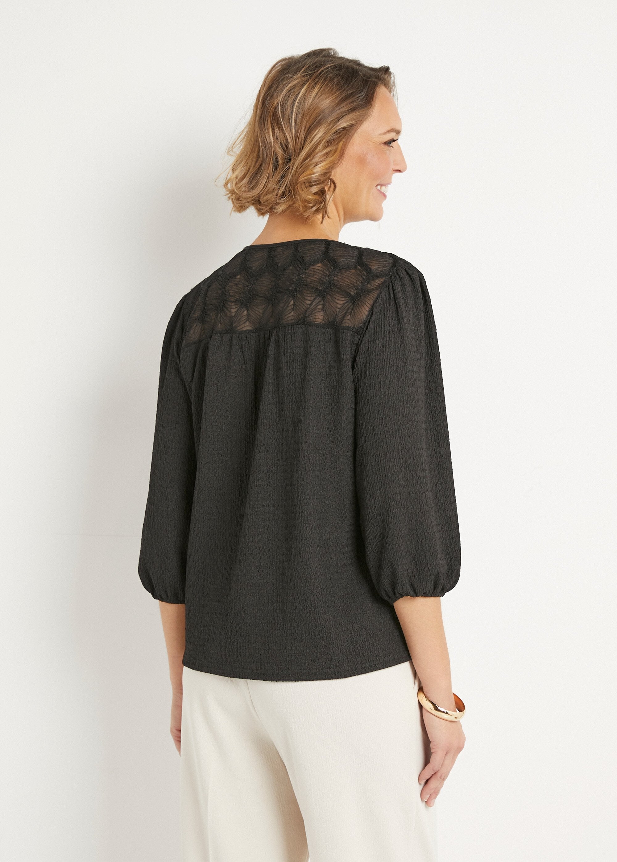 V-neck_t-shirt_with_3/4_voile_sleeves_Black_DO1_slim
