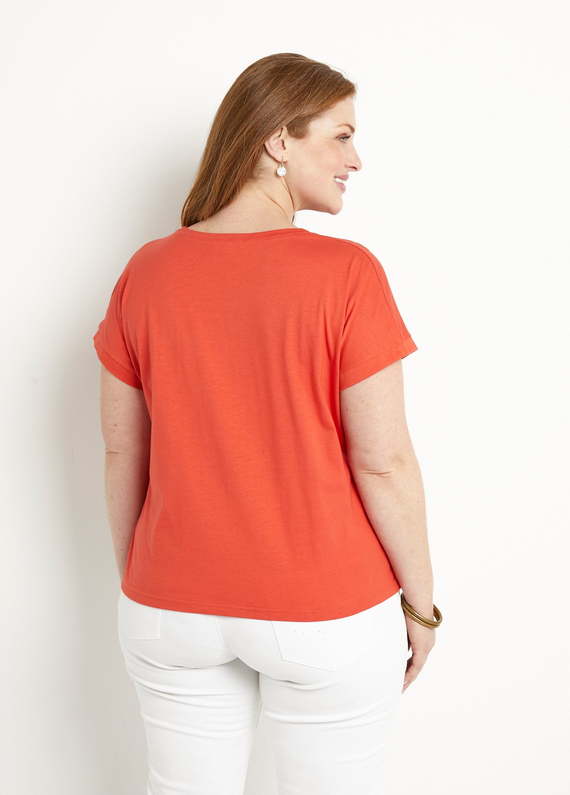 Plain_short_sleeve_openwork_embroidered_t-shirt_Capucine_DO1_curvy