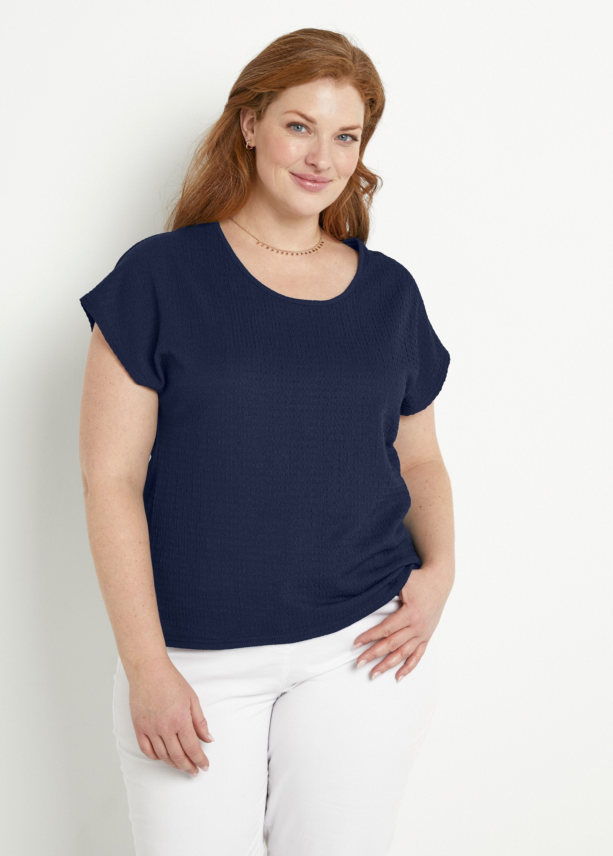 Plain_or_floral_print_short-sleeved_T-shirt_Plain_navy_FA1_curvy