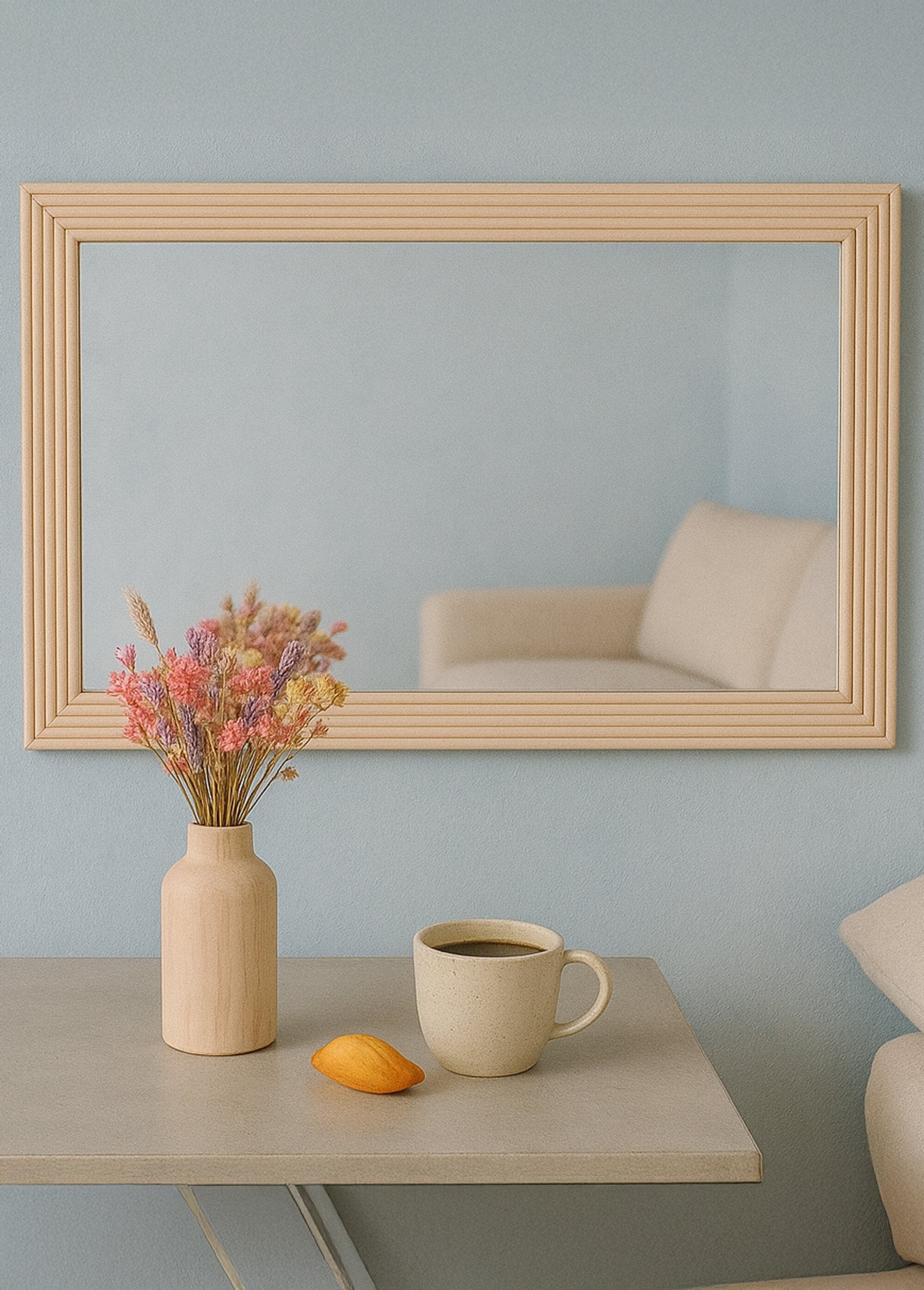 Narrow-necked_wooden_vase,_capsule-shaped_Natural_SF1_slim