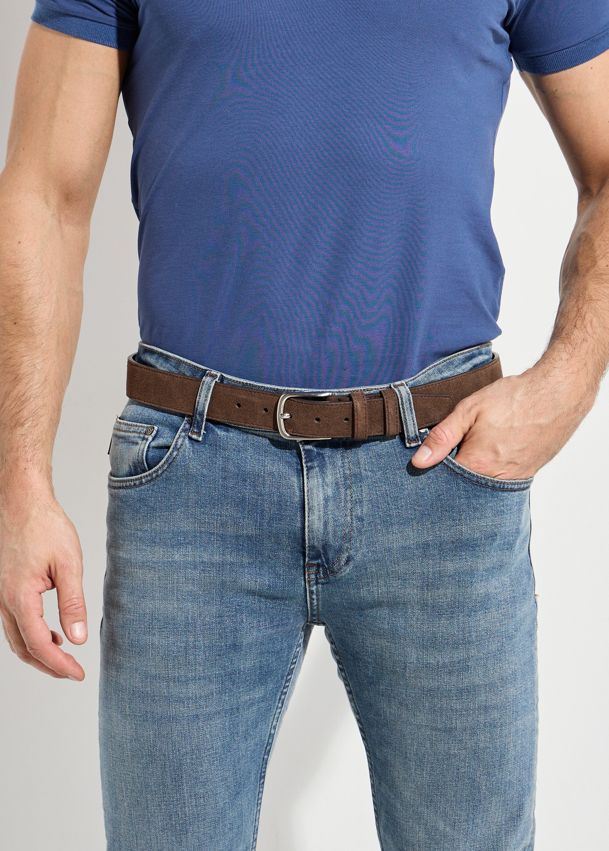 Suede_leather_belt_with_metal_buckle_Brown_FA1_slim