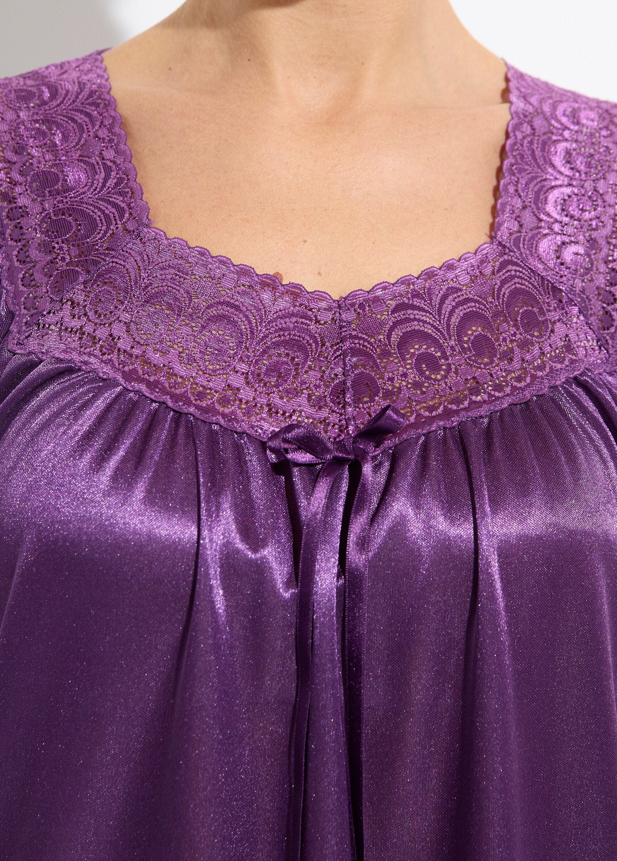 Long_satin_anti-static_lace_nightgown_Plum_DE1_slim
