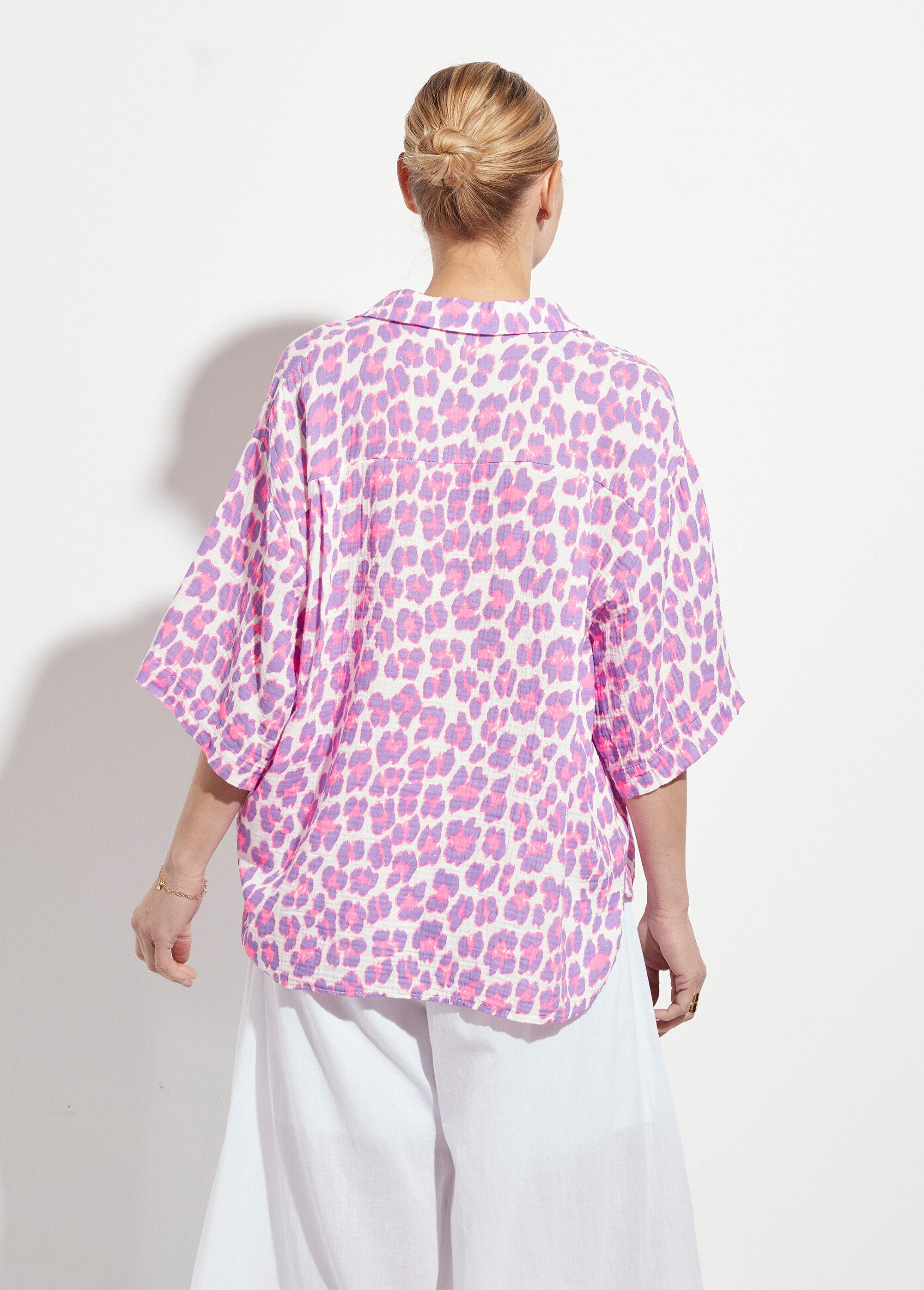 Neon_leopard_blouse_with_kimono_sleeves_Purple_DO1_slim