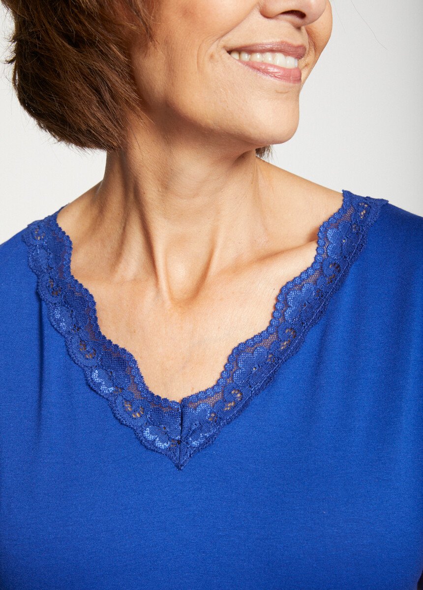 T-shirt_court_extensible_dentelle_Bleu_DE1_slim