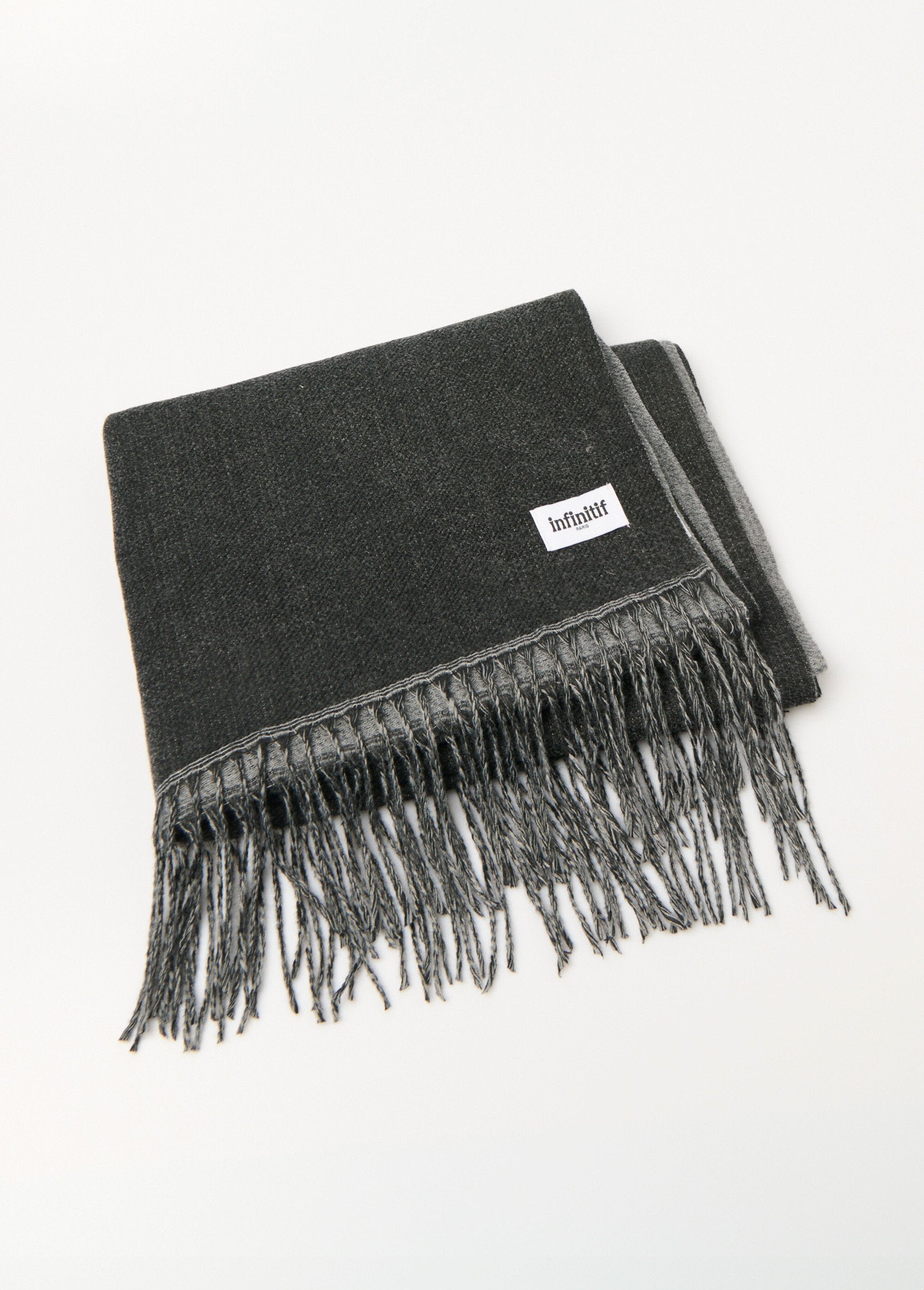 Two-tone_fringed_scarf_Black_FA1_slim