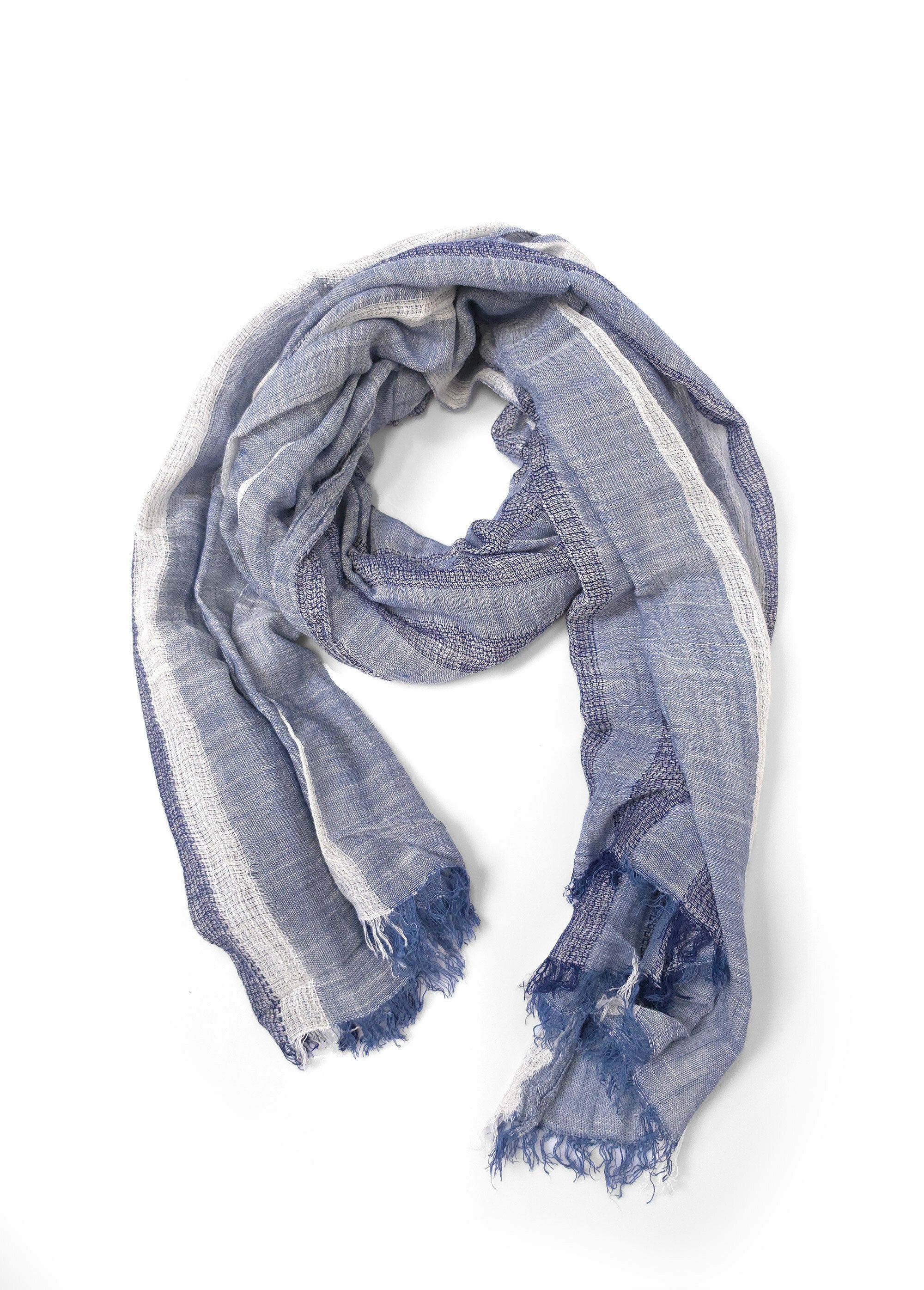 Light_scarf_with_frayed_edges_in_a_shemagh_style_Blue_DE1_slim