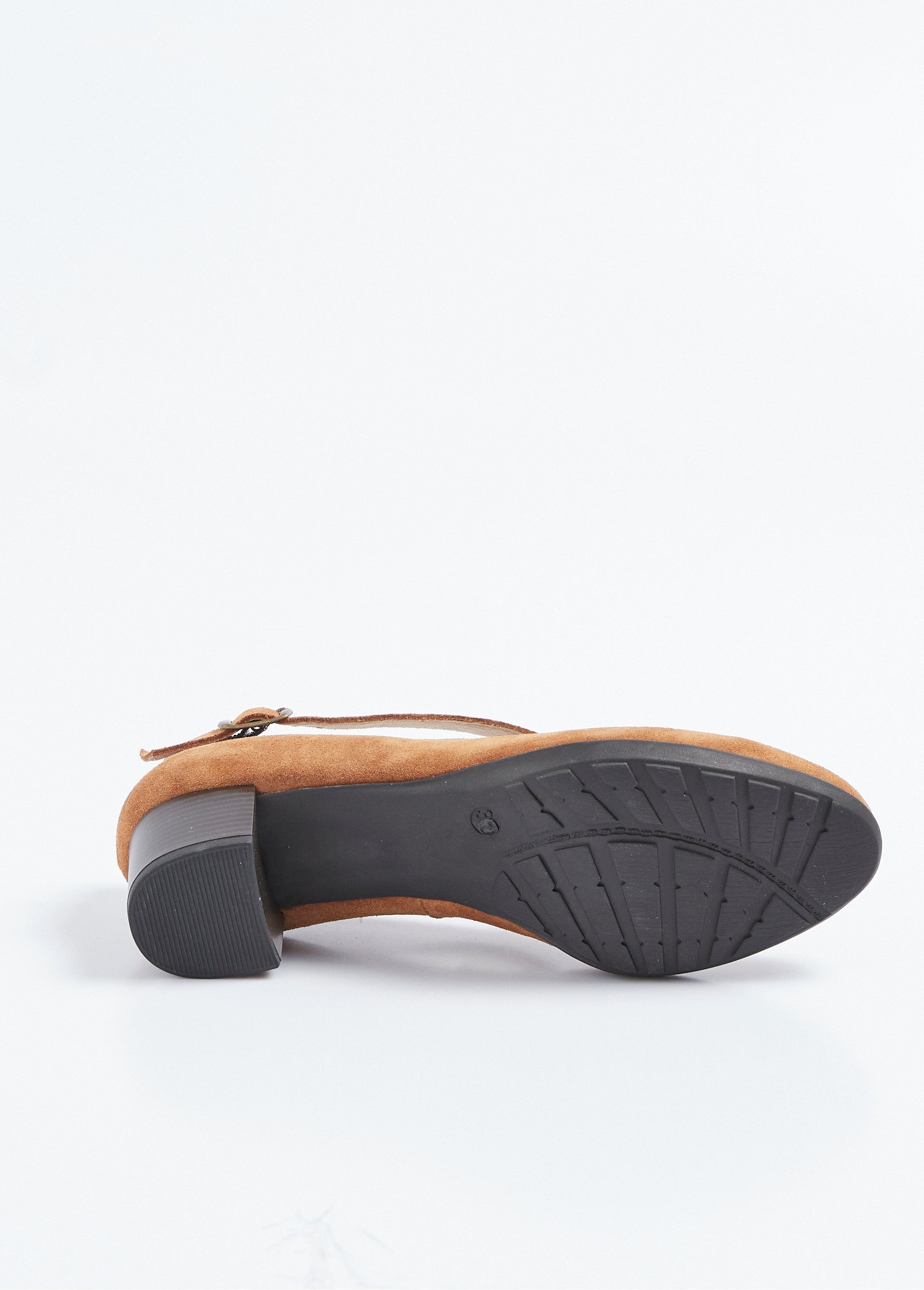 Escarpins_à_talons_largeur_confort_cuir_Camel_UN1_slim