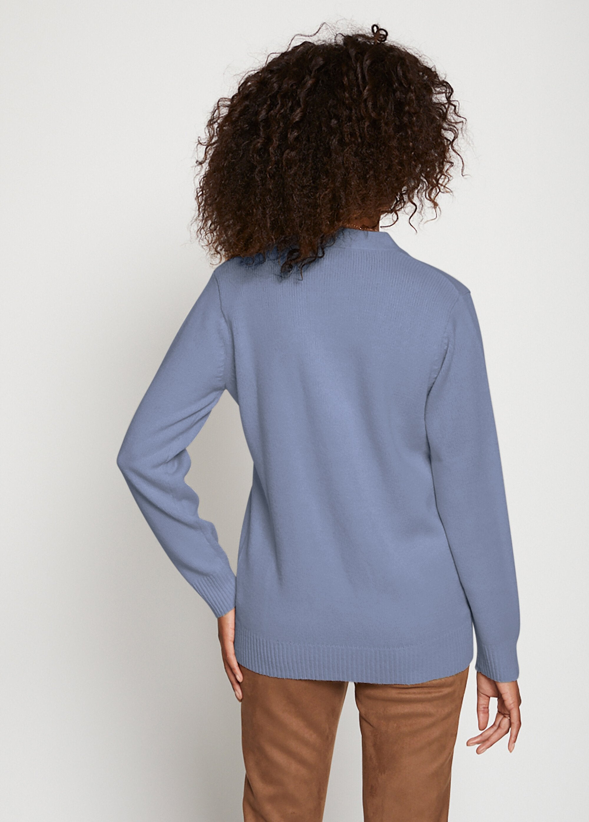 Thick_knit_buttoned_cardigan_Blue_DO1_slim