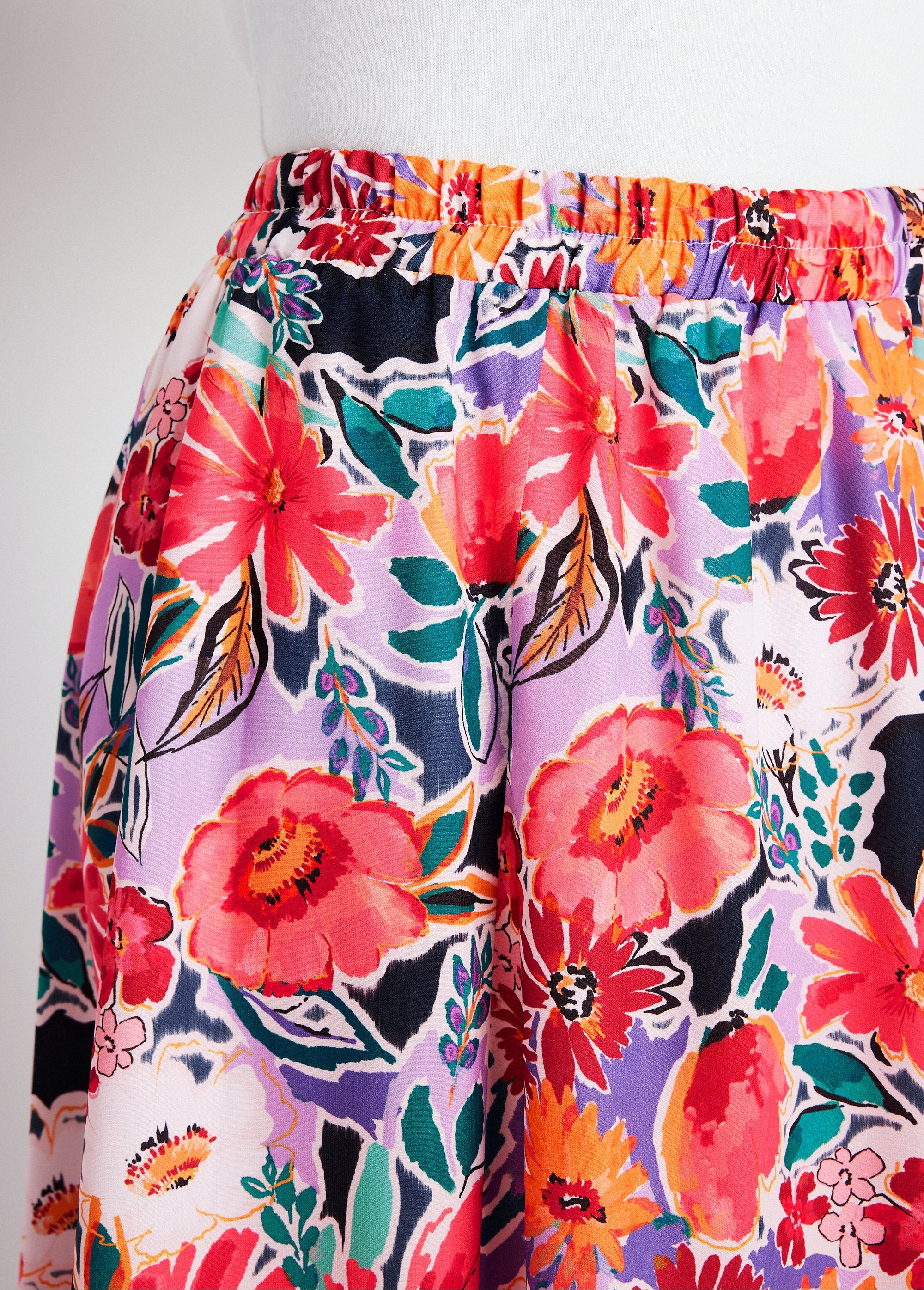 Short_flared_floral_print_skirt_Orange_print_DE1_slim