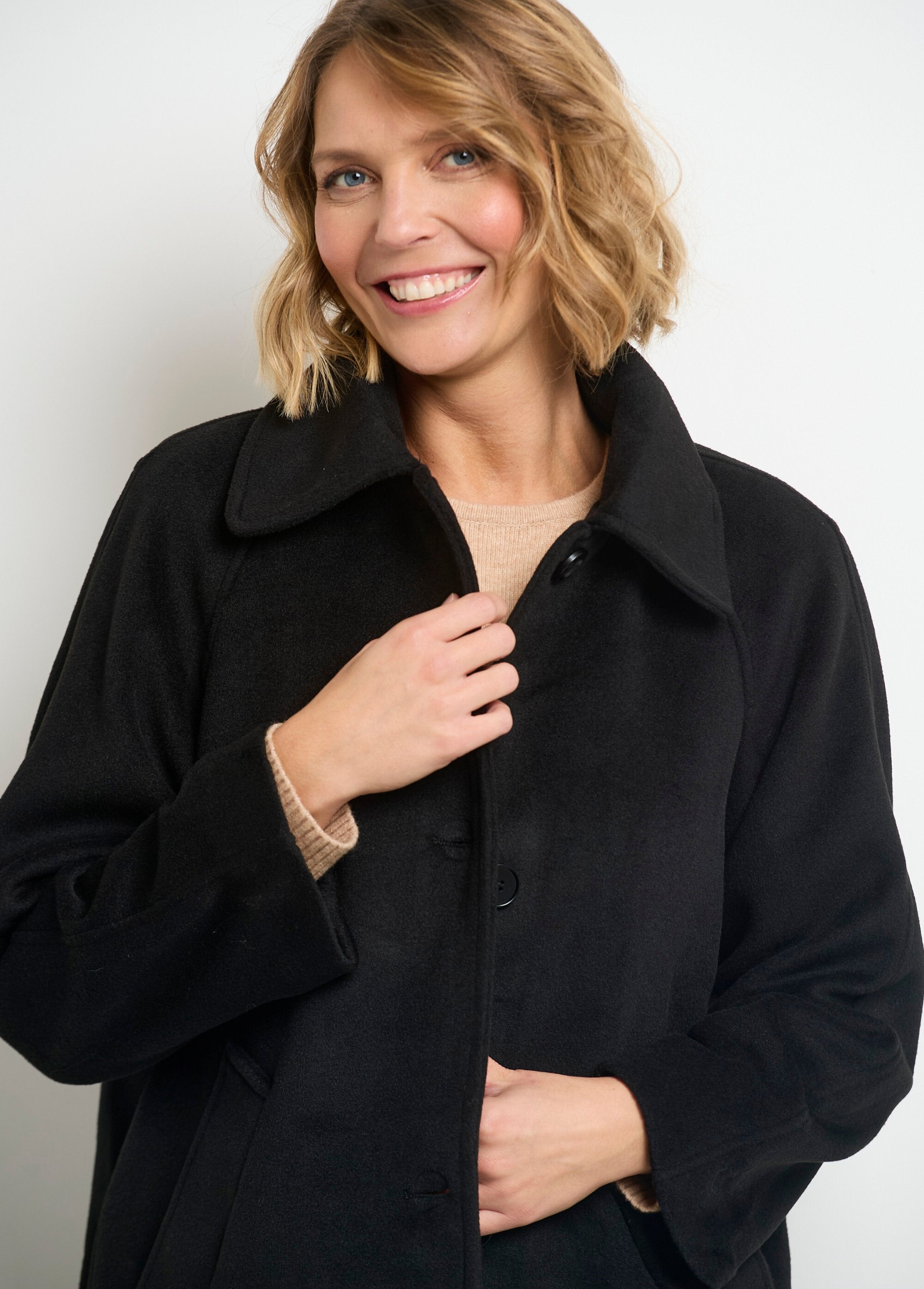 Manteau_long_col_tailleur_aspect_laine_Noir_DE1_slim