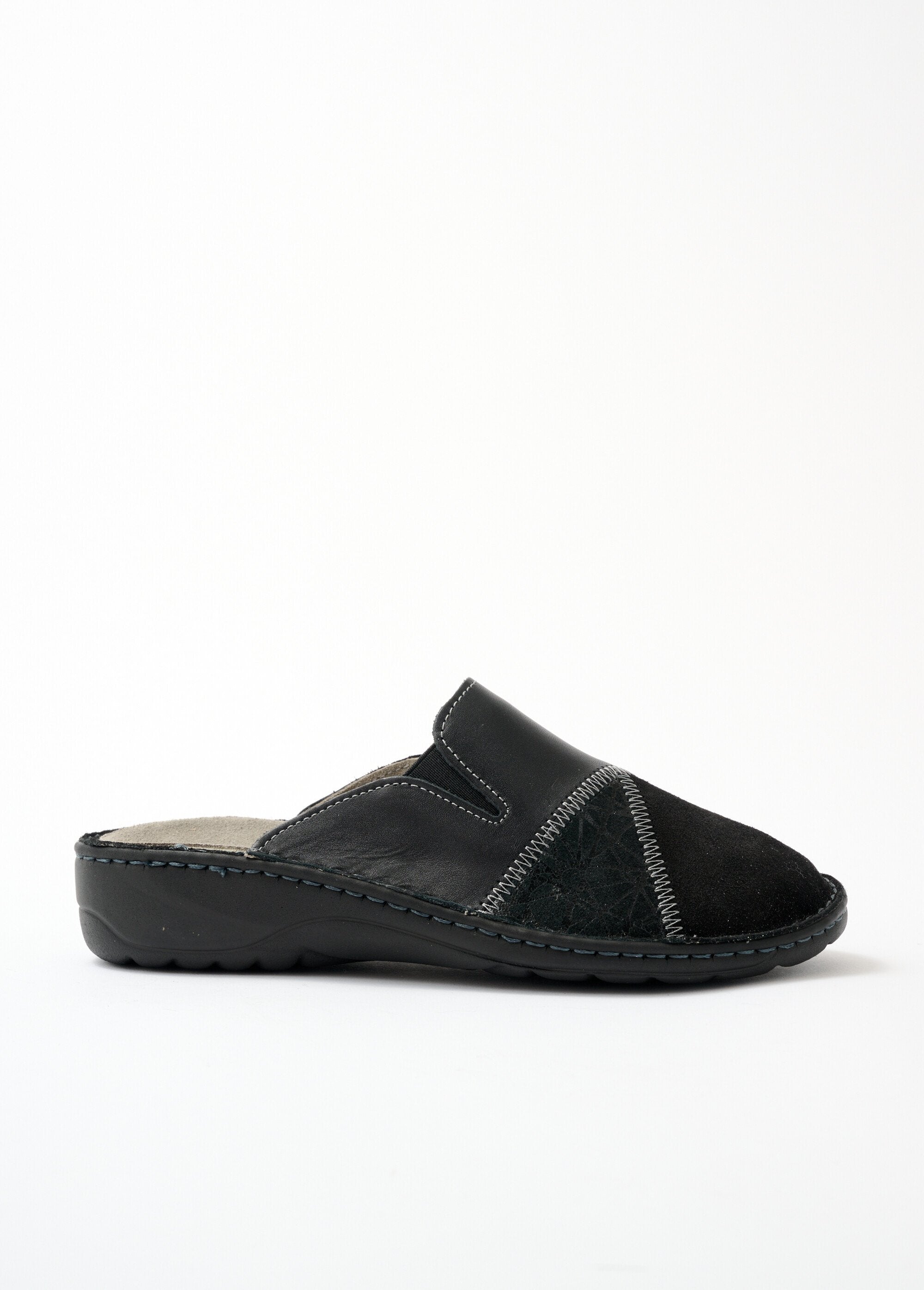 Wide_mule_with_elastic_comfort_Black_DR1_slim