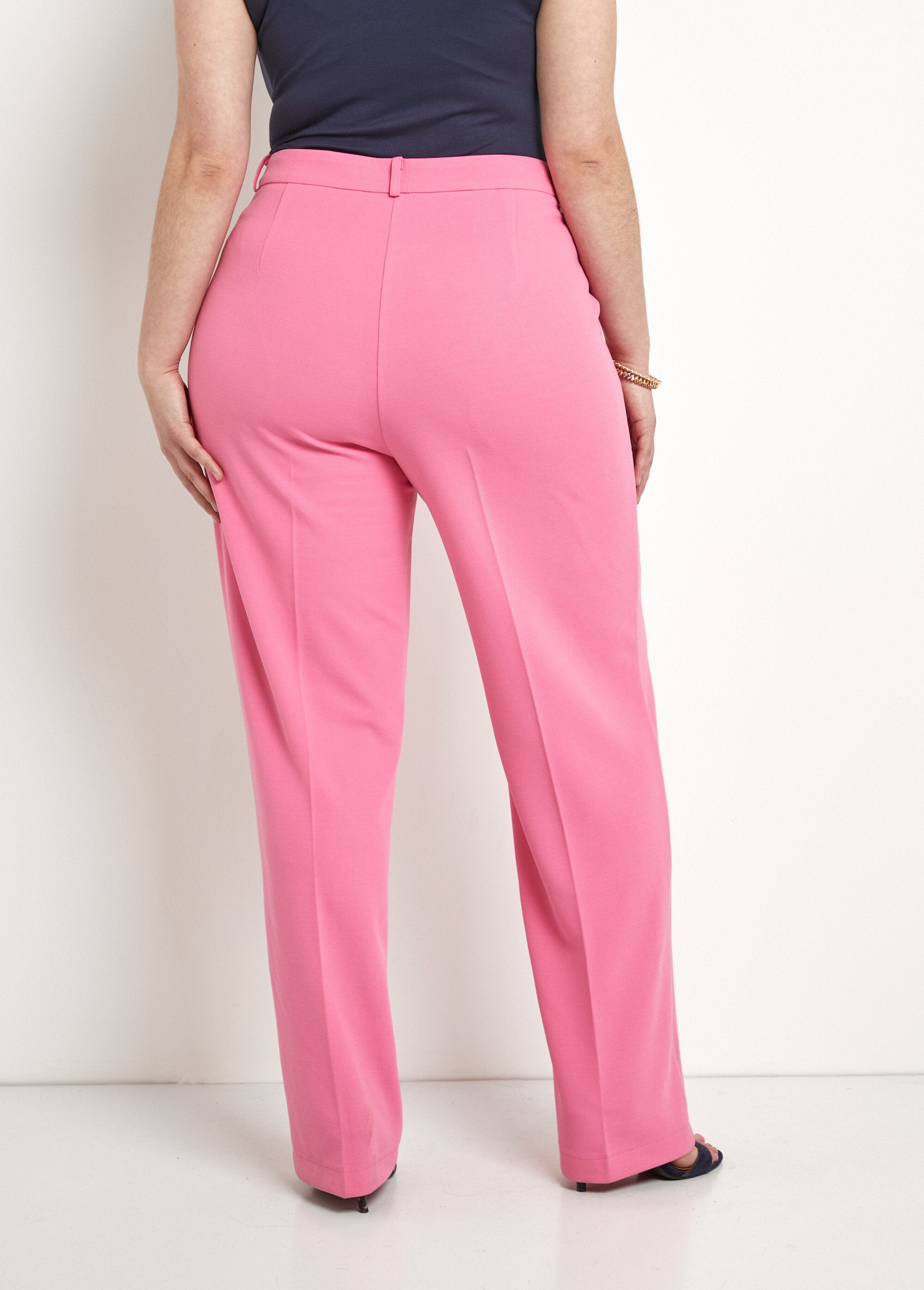 Wide_flowing_pants_Pink_DO1_curvy