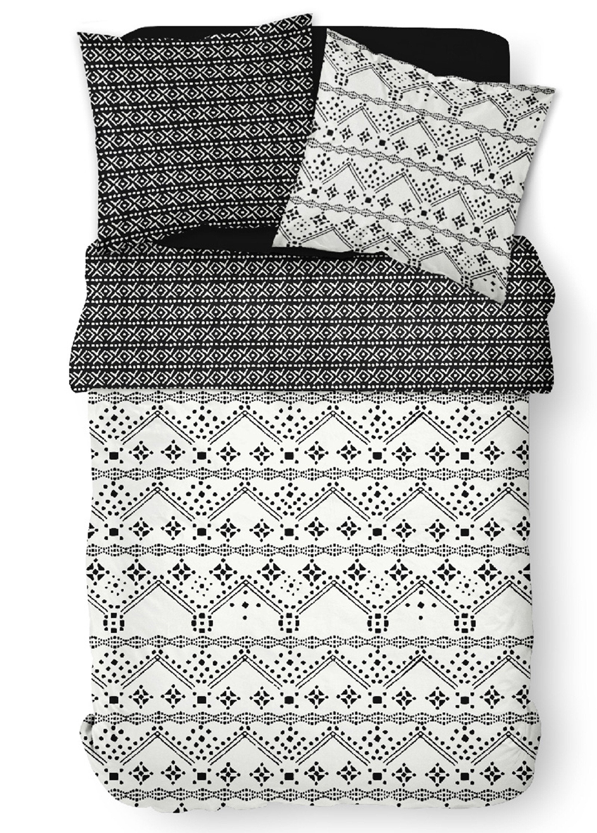 Pure_cotton_bedding_set,_240_x_220cm,_Ethnic_Black_and_white_DE1_slim