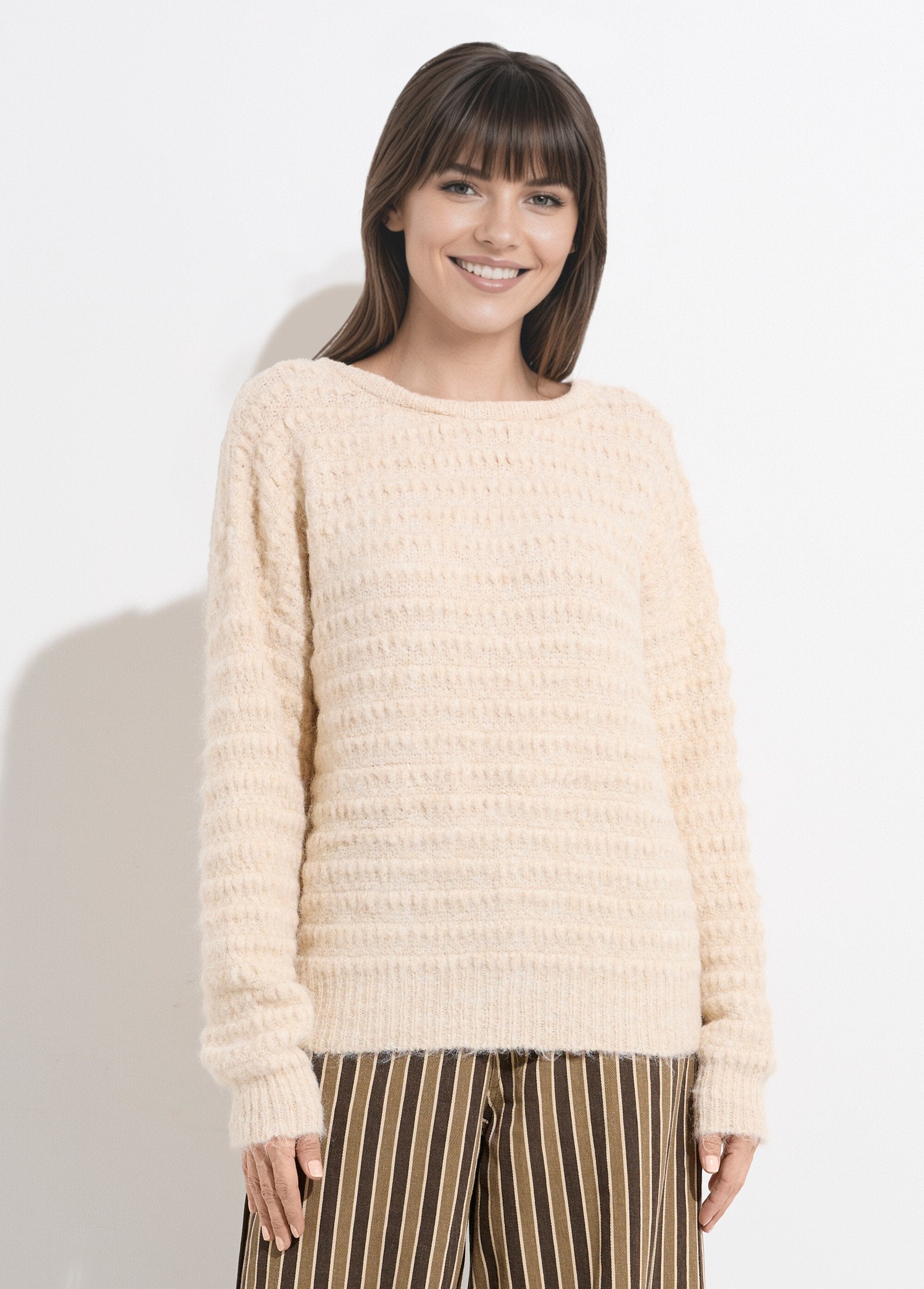 Warm,_fancy_wool_sweater_with_a_bow_Ecru_FA1_slim