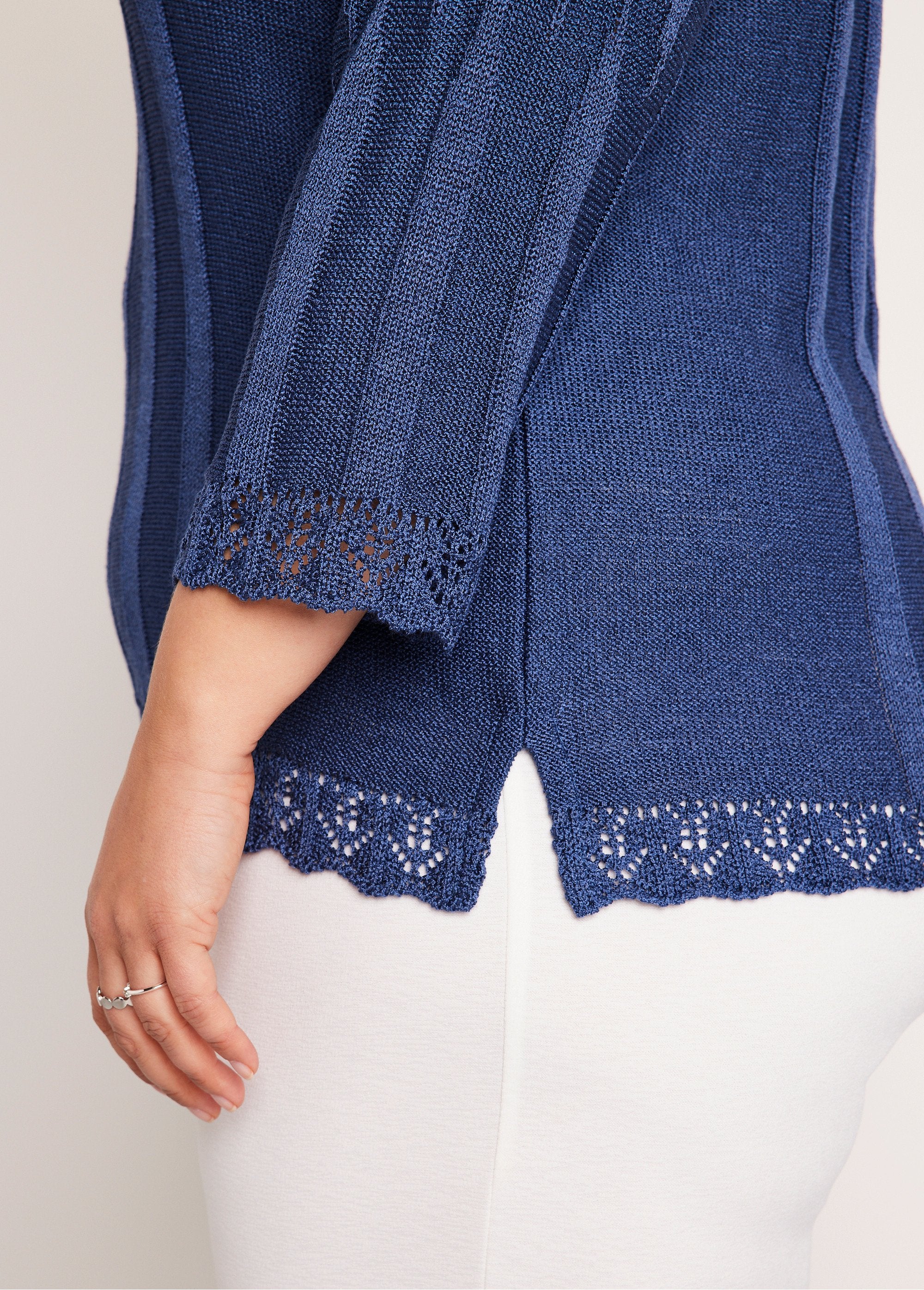 Short_openwork_round_neck_sweater_Blue_DE2_curvy