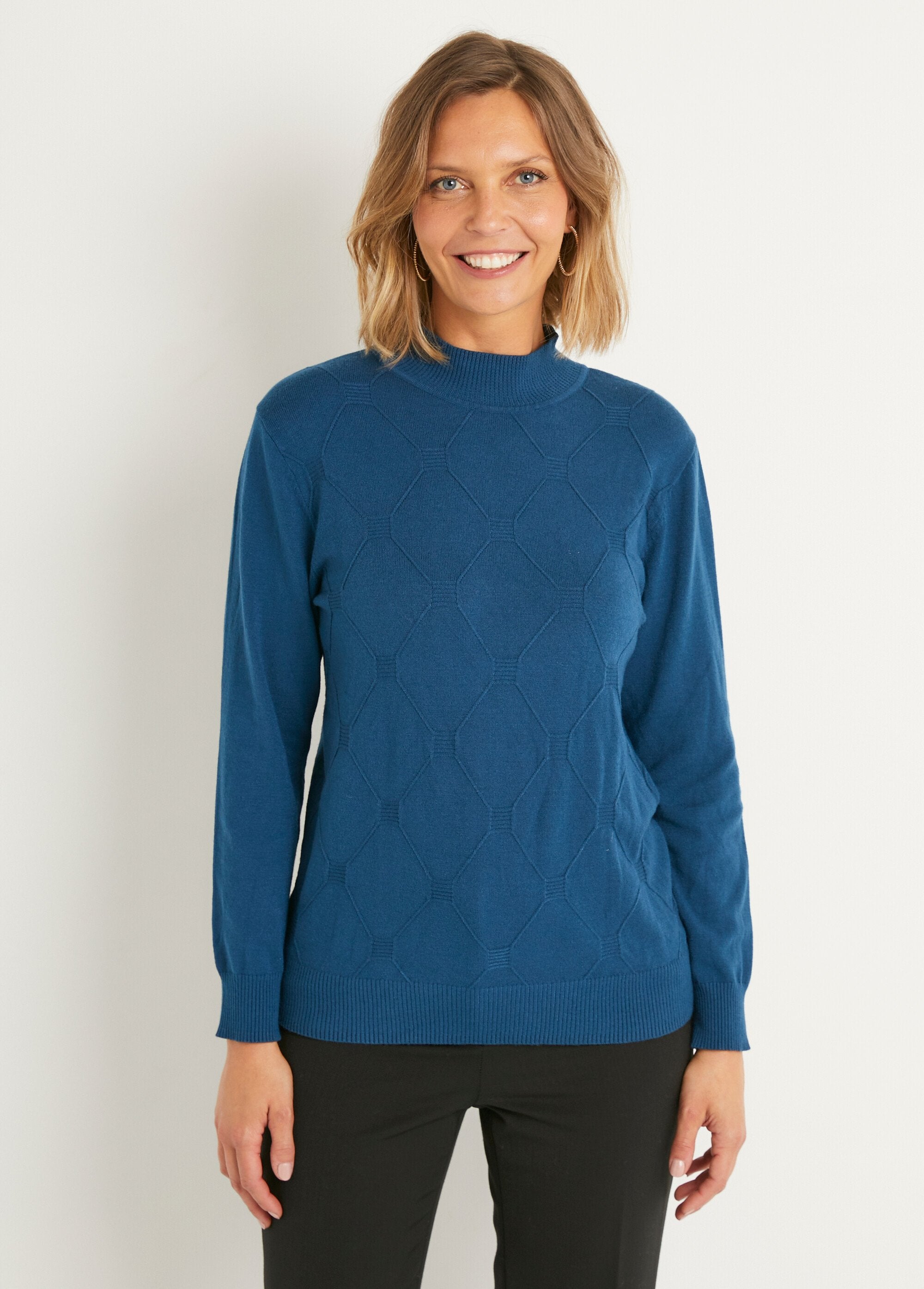 Soft,_plain_sweater_with_modal_blend_stand-up_collar_Duck_FA1_slim