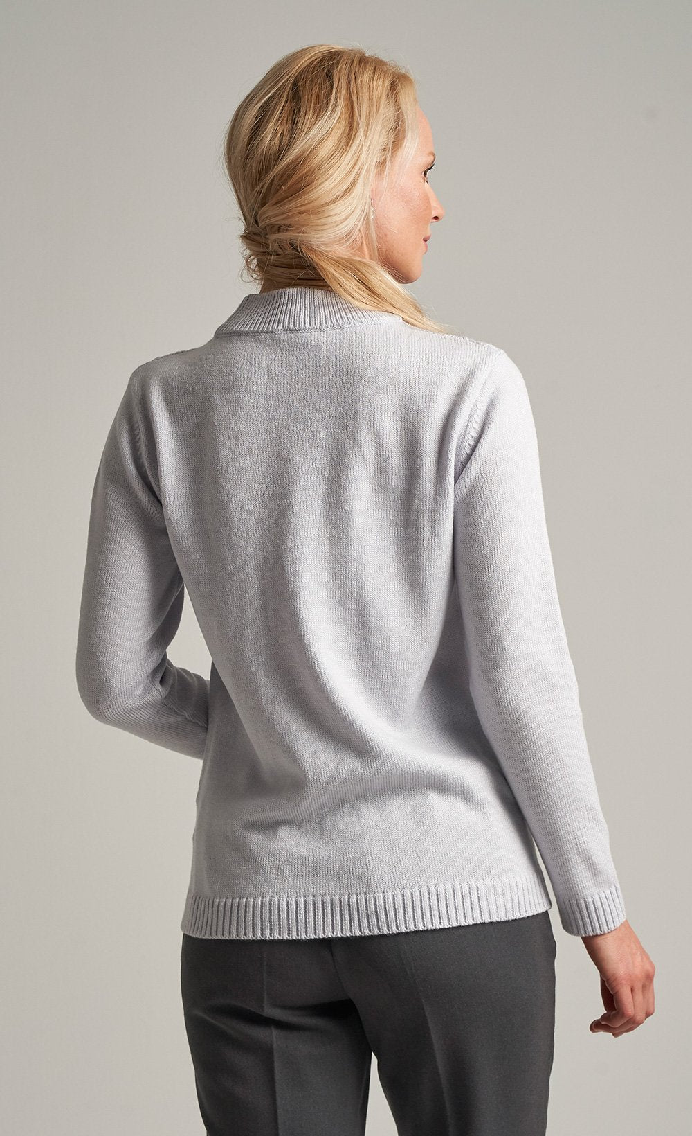 Soft_cable-knit_ribbed_sweater_with_rhinestones_and_high_collar_Money_DO1_slim