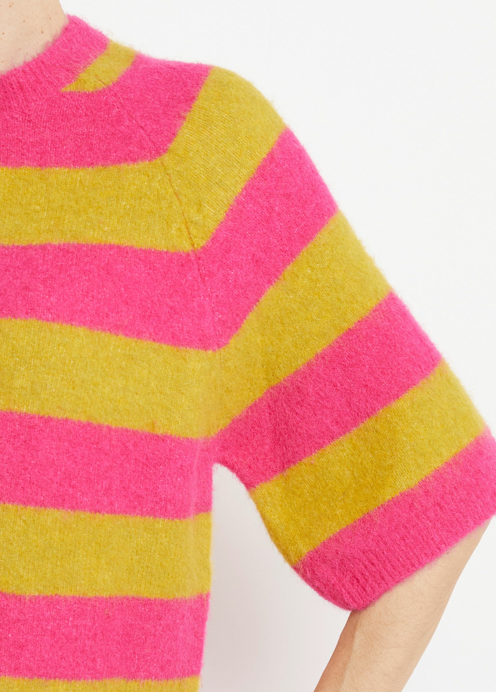 Short-sleeved_striped_sweater_with_wool_Fuchsia_and_olive_green_DE2_slim