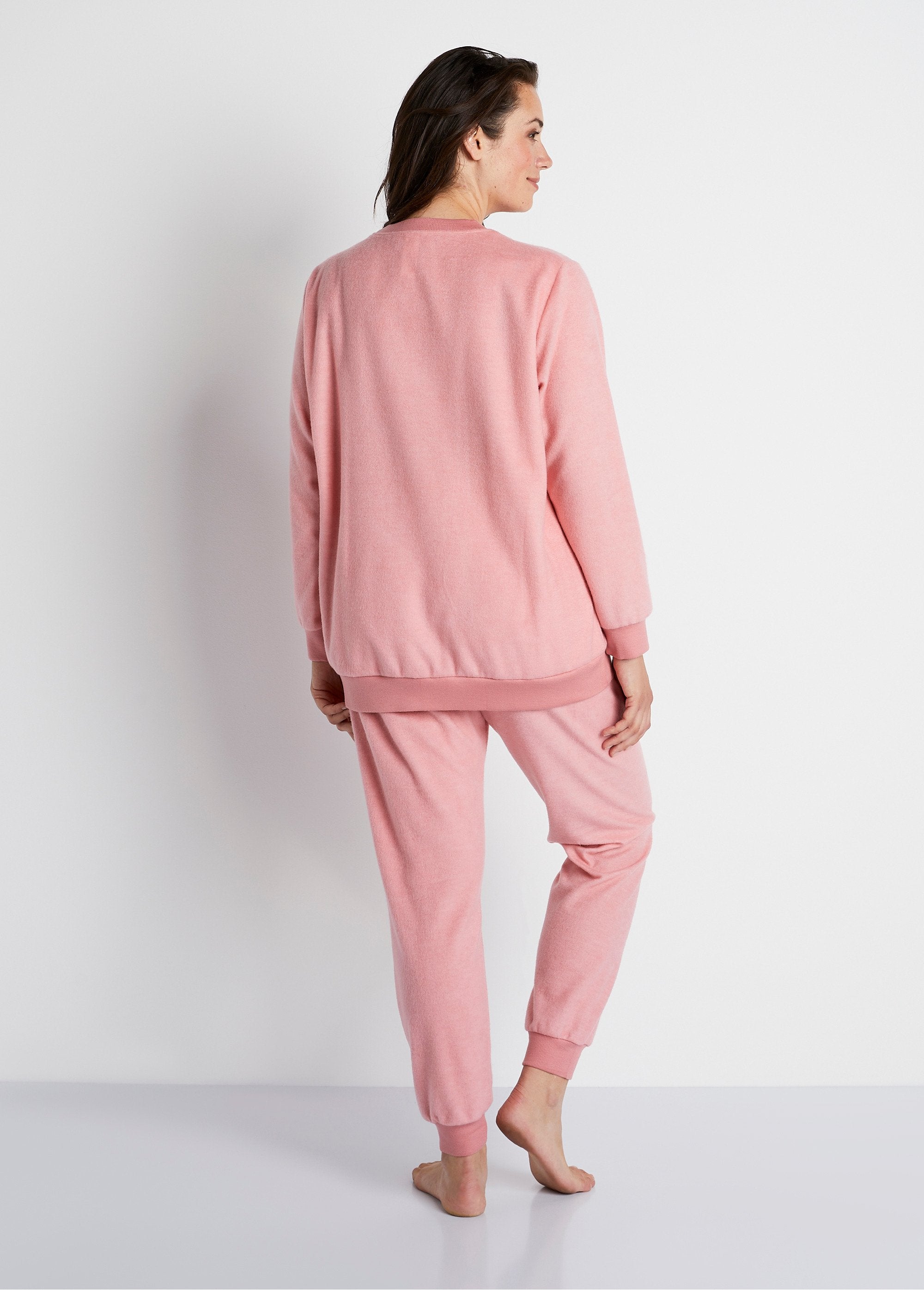 Warm_courtelle®_pajamas_Old_pink_DO1_curvy