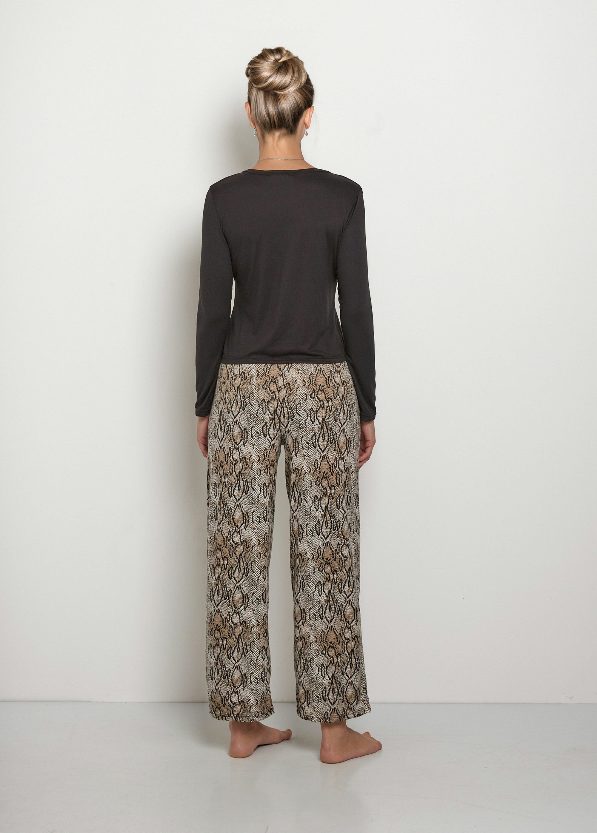 Pyjama_manches_longues_et_bas_imprimé_Noir_DO1_slim