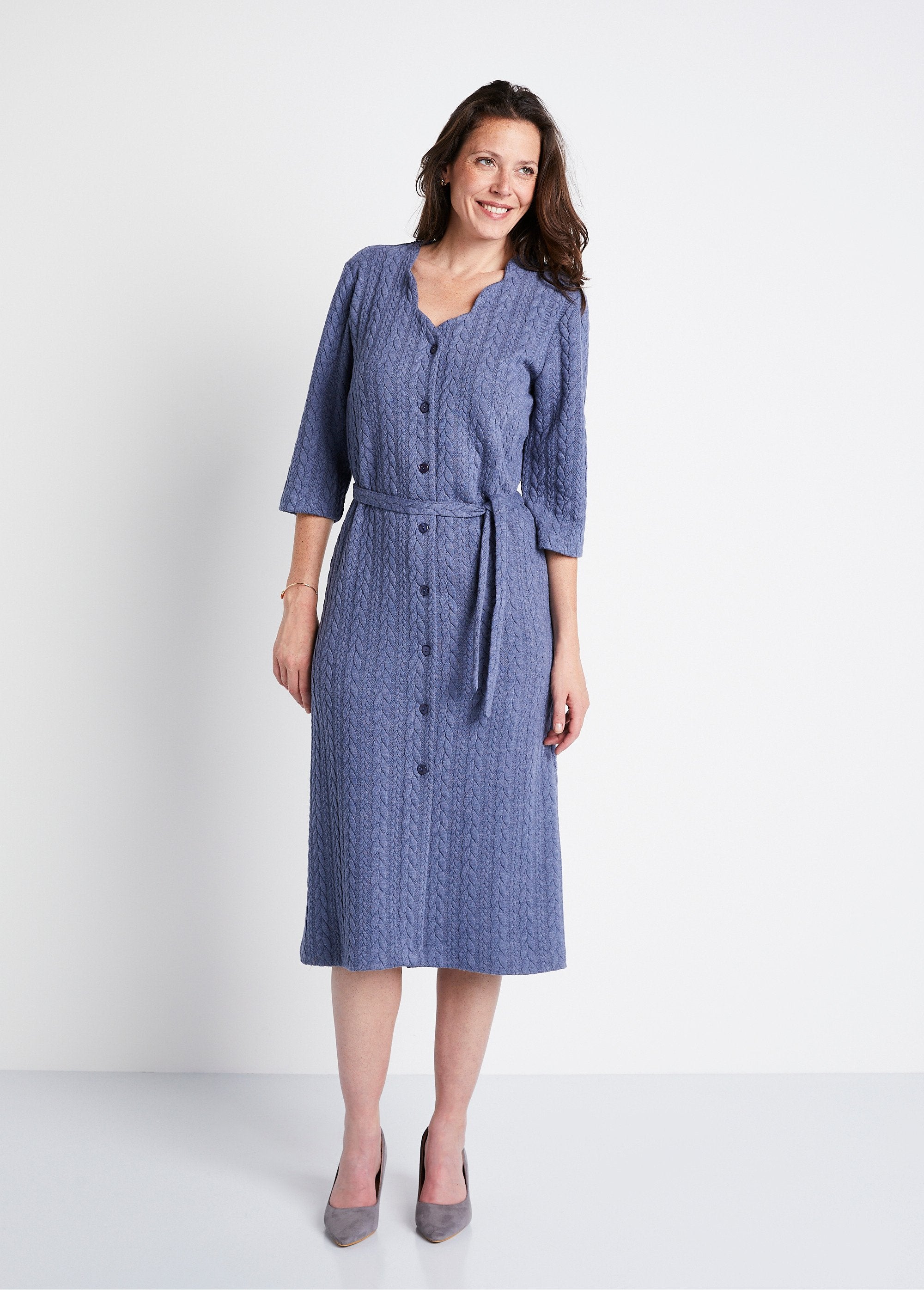 Mid-length_buttoned_dress_in_embossed_knit_Blue_FA1_slim