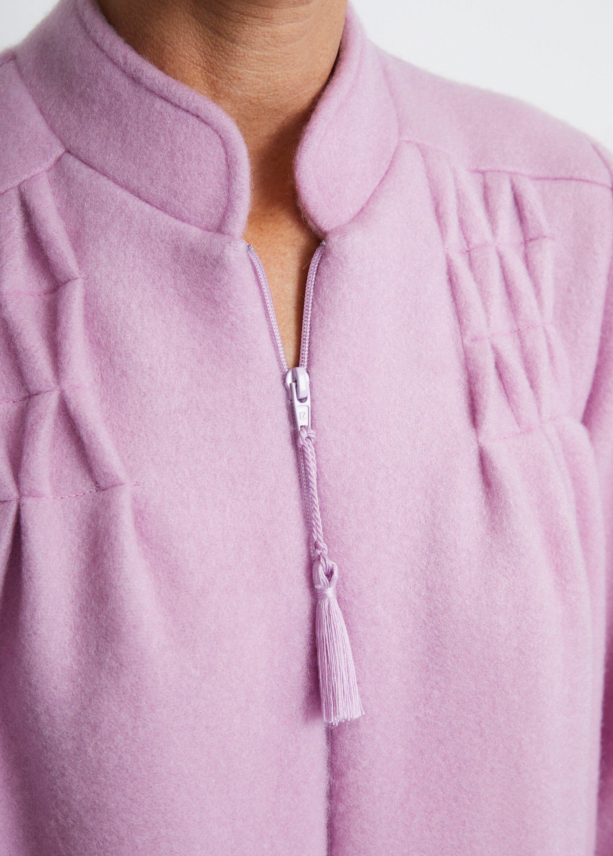 Courtelle®_zipped_knit_bathrobe_Lilac_DE2_slim