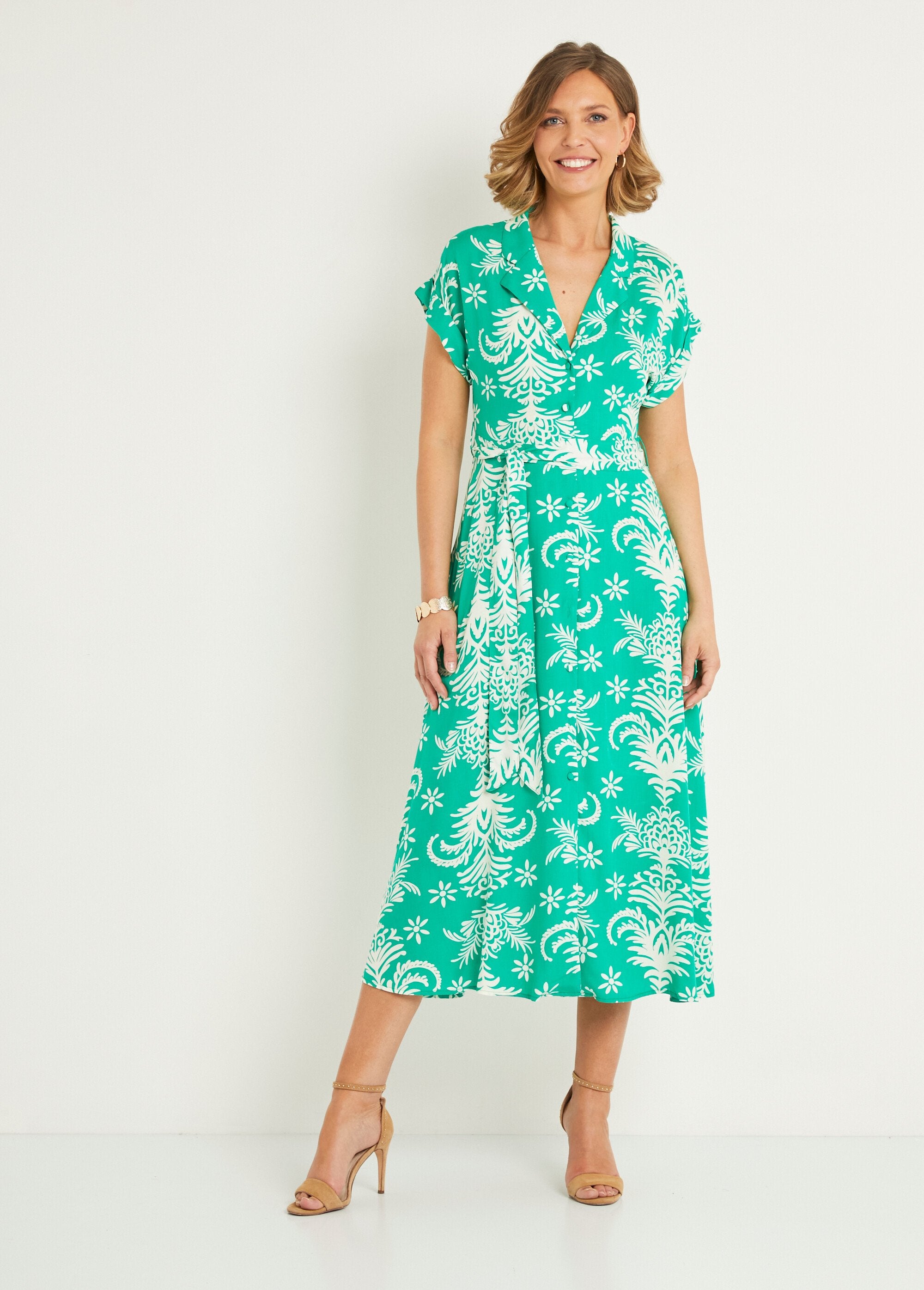 Long_buttoned_dress_with_graphic_pattern_Green_and_white_FA1_slim