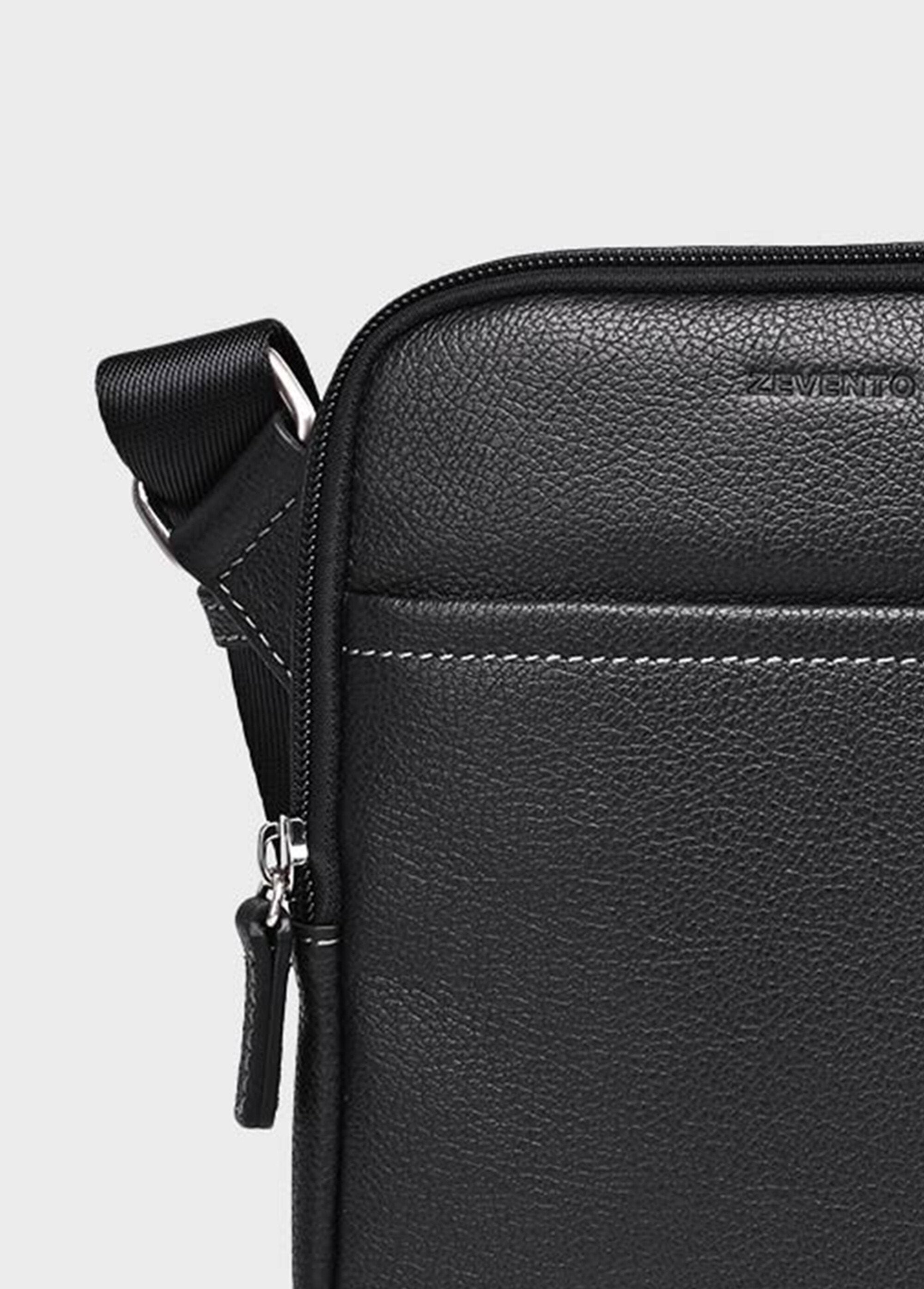 Elegant_men's_leather_satchel_Black_DE1_slim