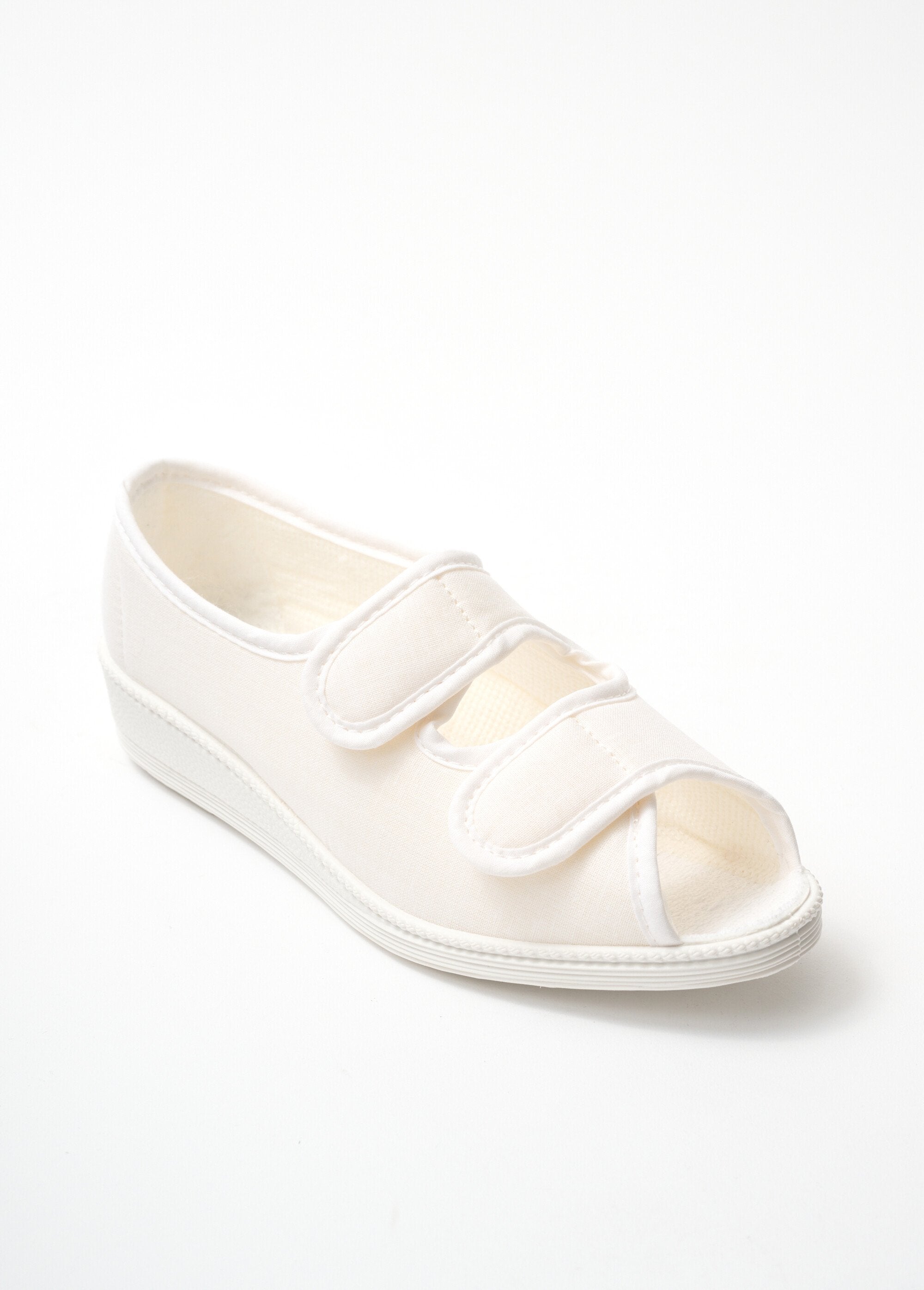 Open_toe_comfort_width_sandals_White_FA1_slim