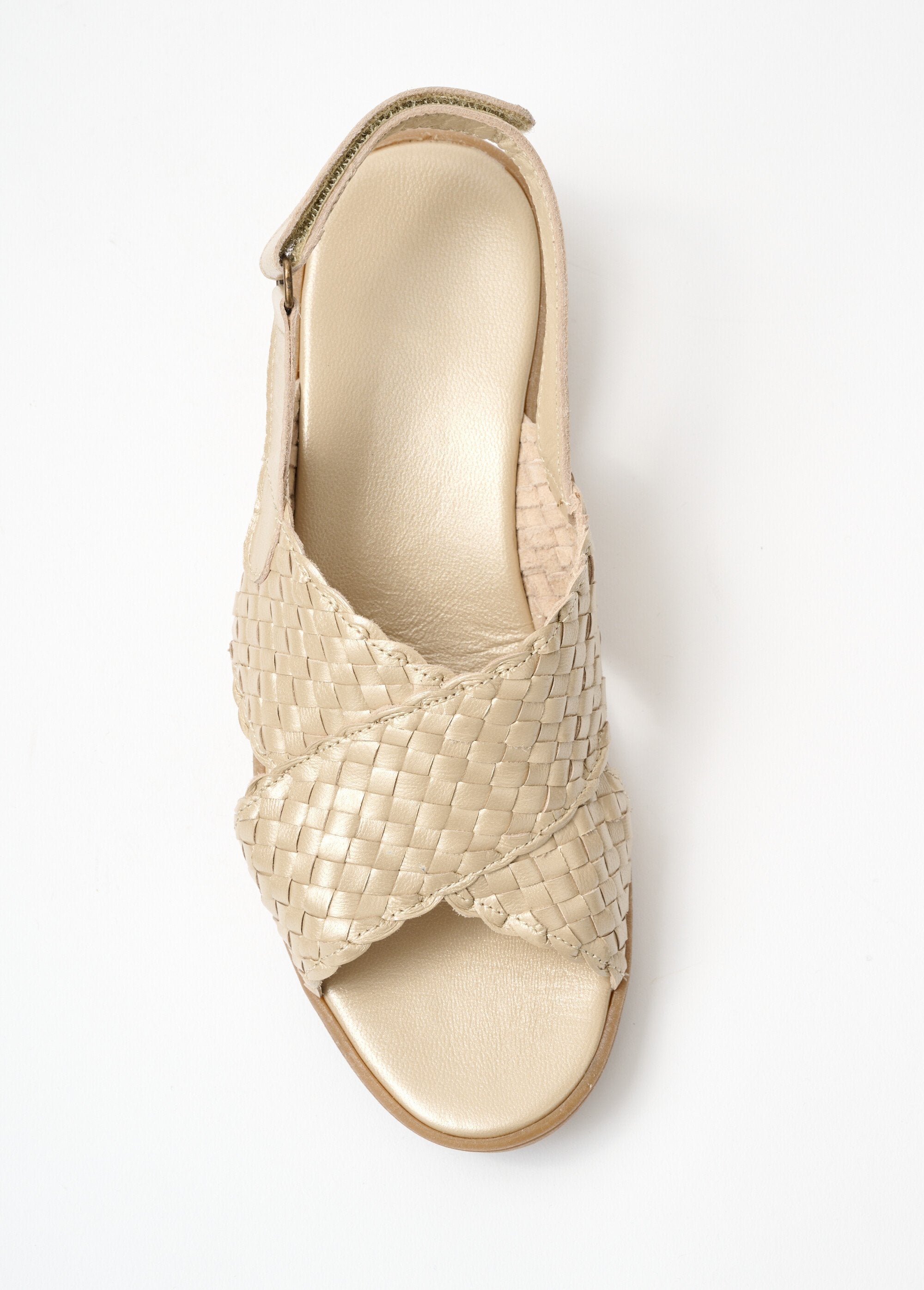 Comfort_width_braided_leather_sandals_Golden_OV1_slim