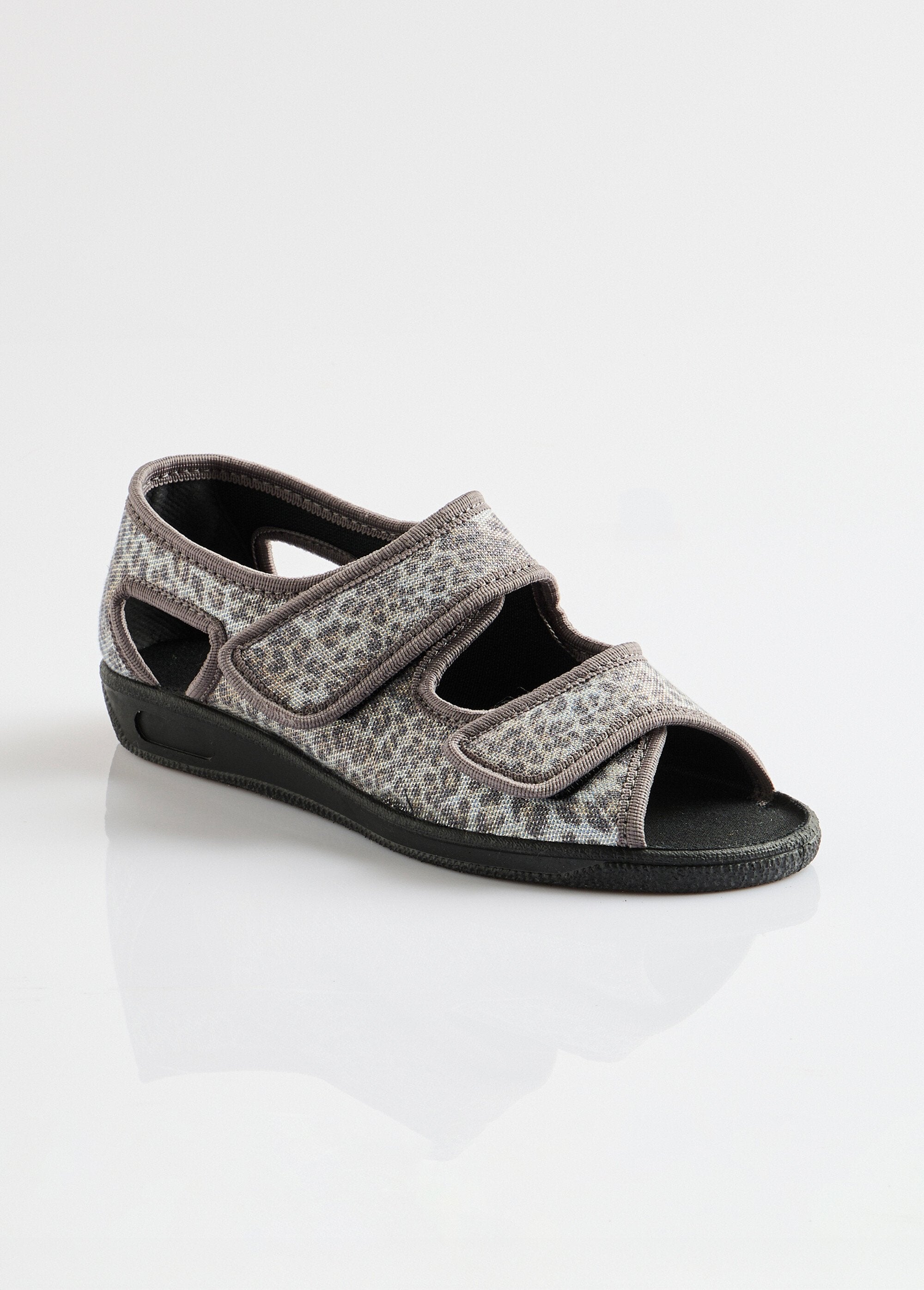 Comfort_width_vegan_sandals_Gray_FA1_slim