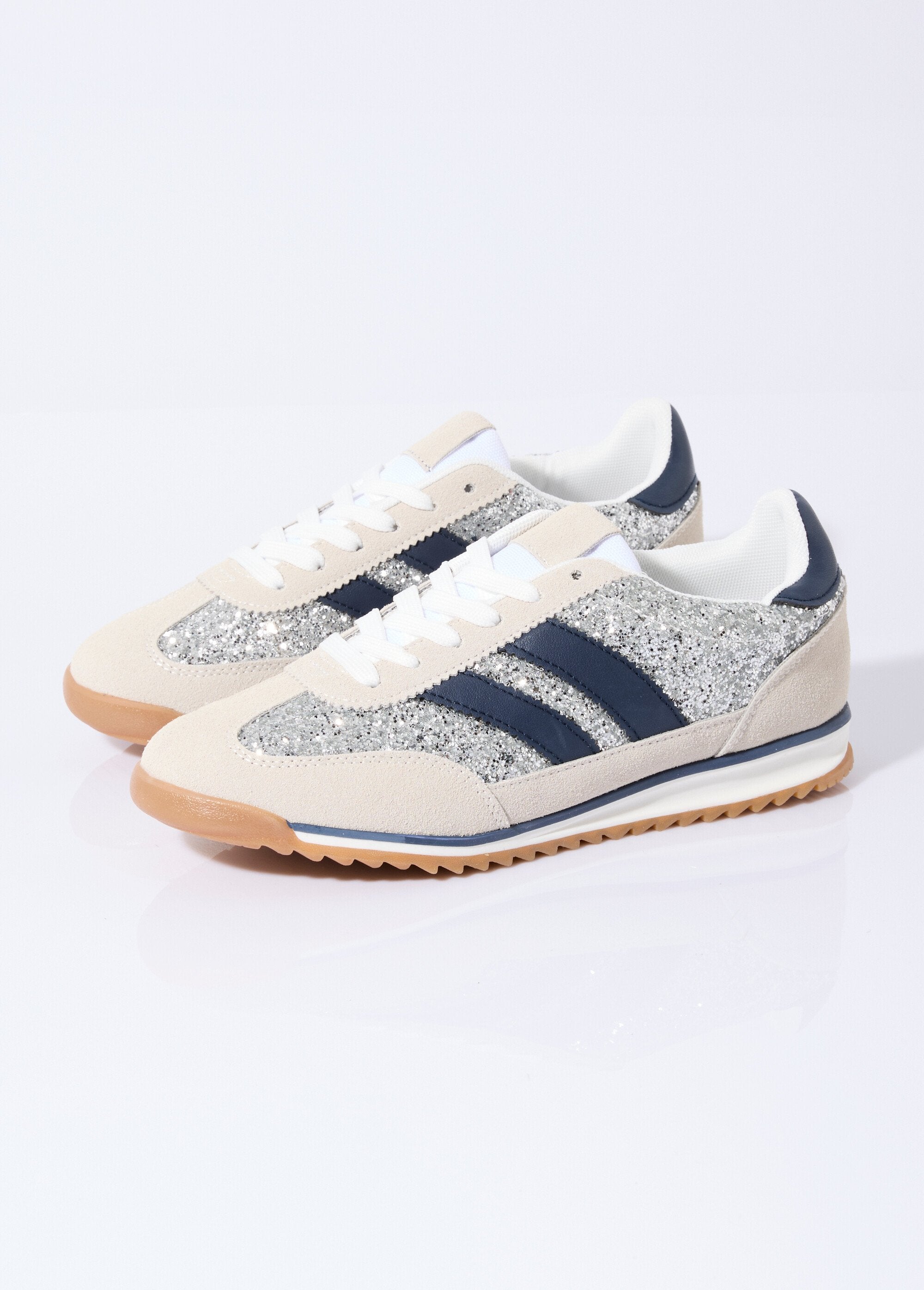 Retro-inspired_sneakers_with_sequins_Silver_DE1_slim