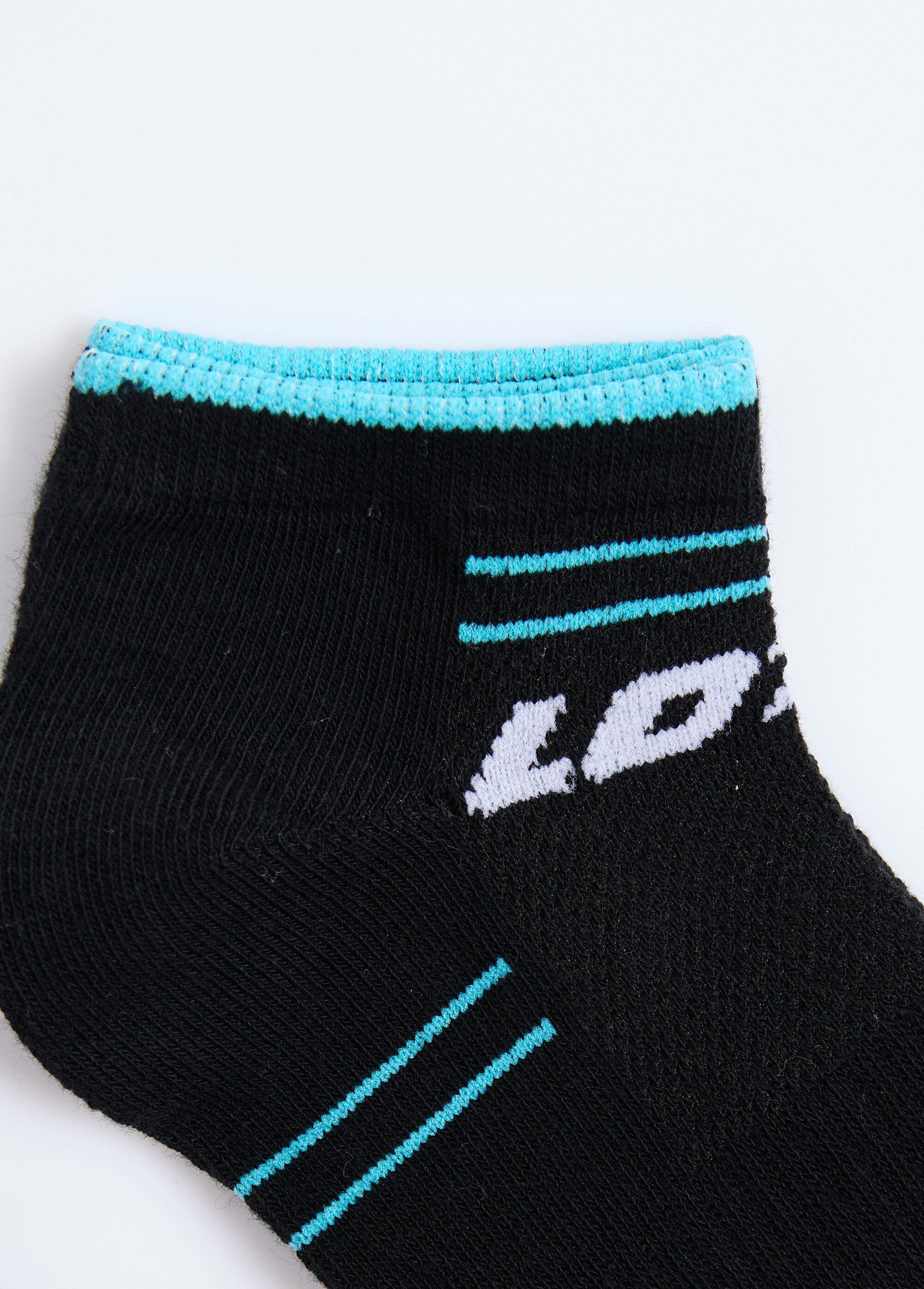 Socquettes_techniques_avec_logo_Assortis_noir_DE3_slim