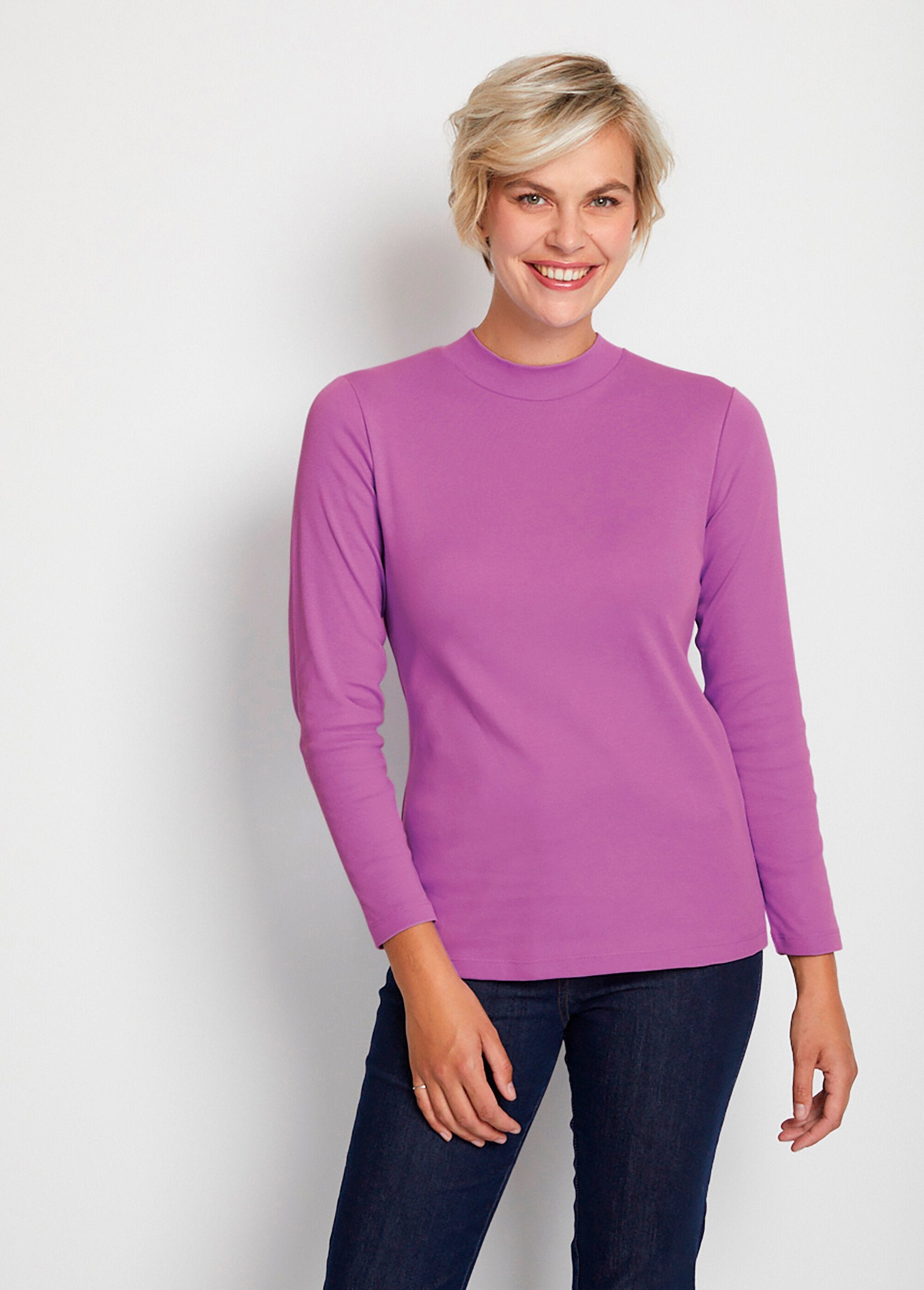 Long_supple_soft_knit_undershirt_Plain_blackcurrant_FA1_slim