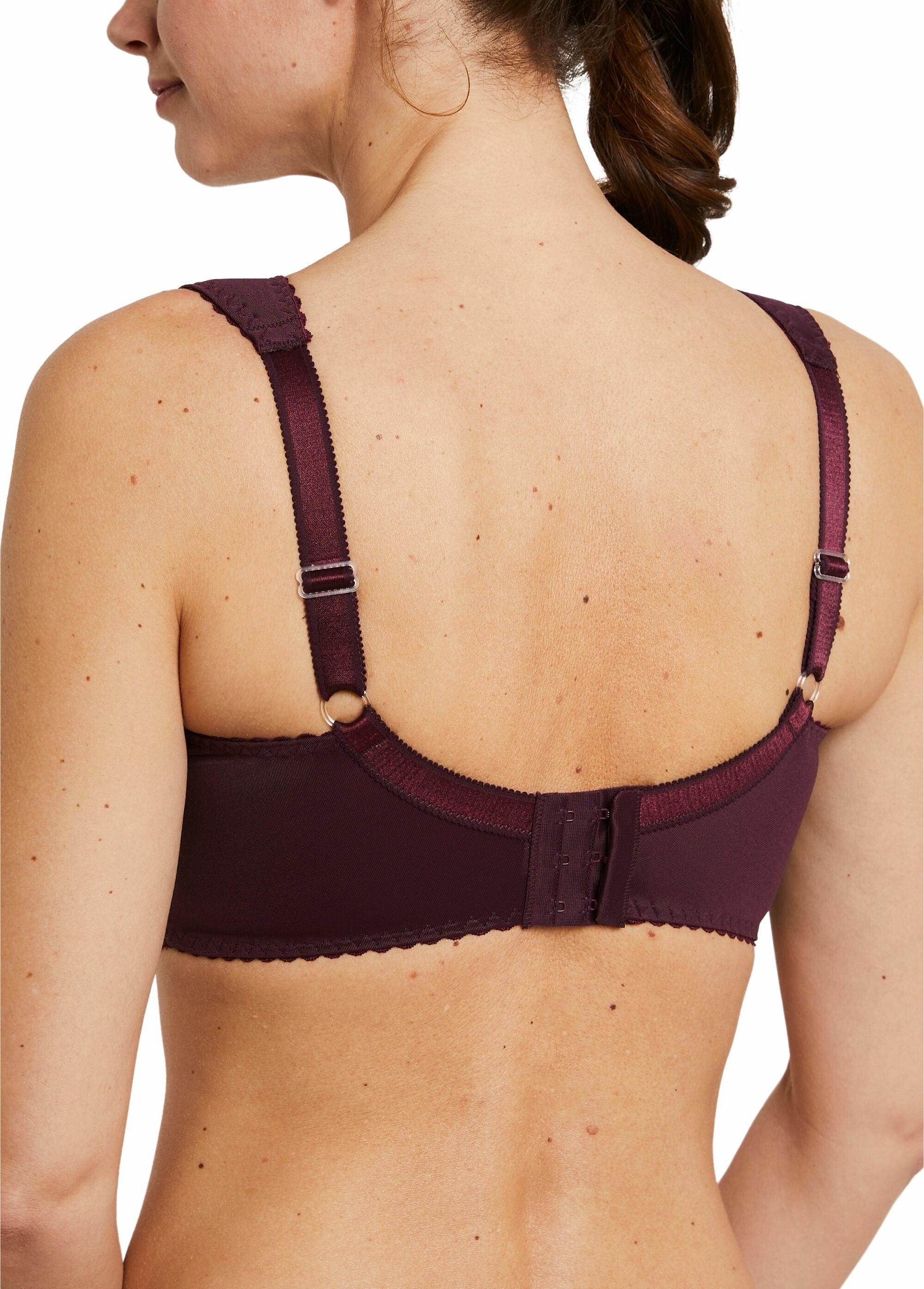 Underwired_lace_bra_Plum_DO1_slim