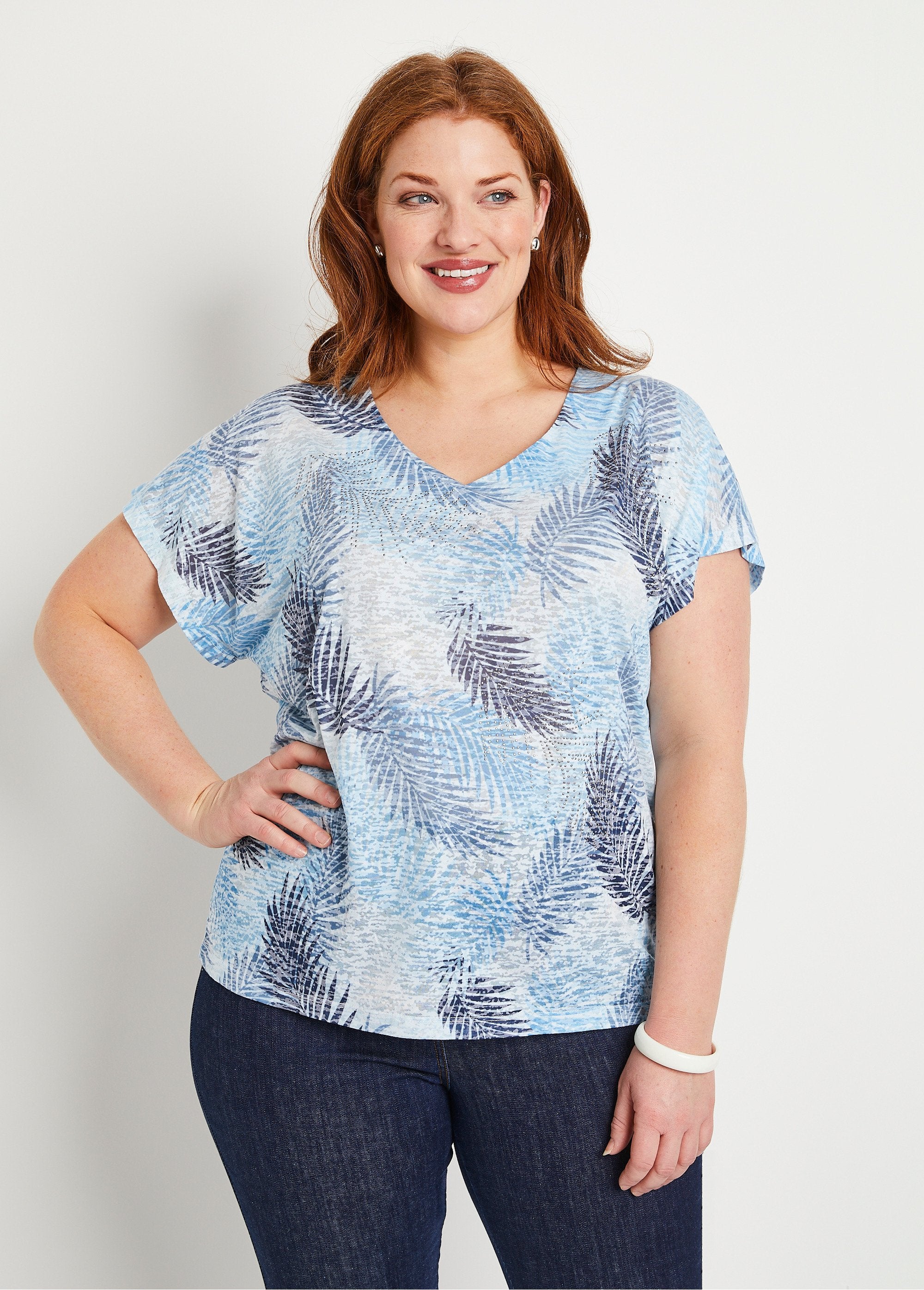 Short_printed_devoré_knit_t-shirt_Blue_FA2_curvy