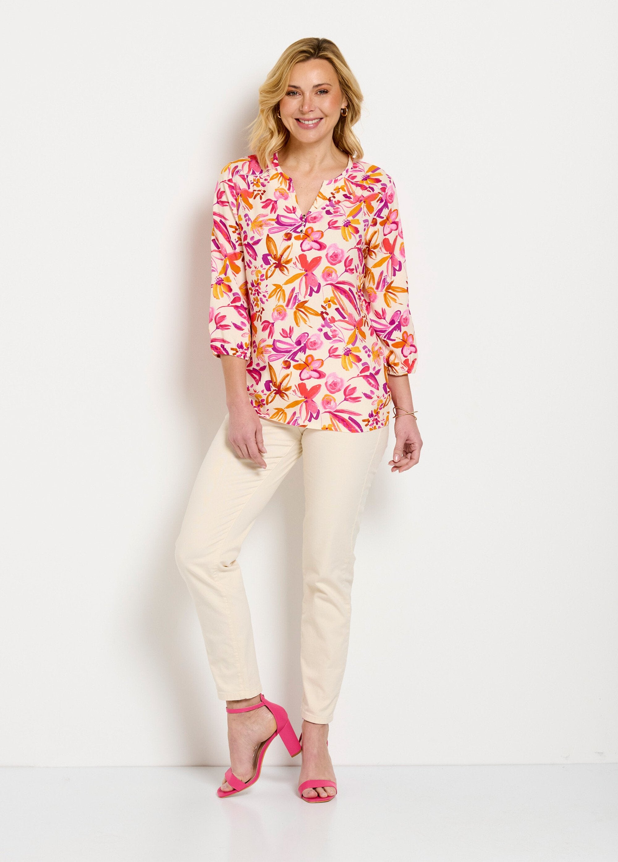 Long_loose_floral_tunic_with_3/4_sleeves_Orange_and_pink_SF1_slim