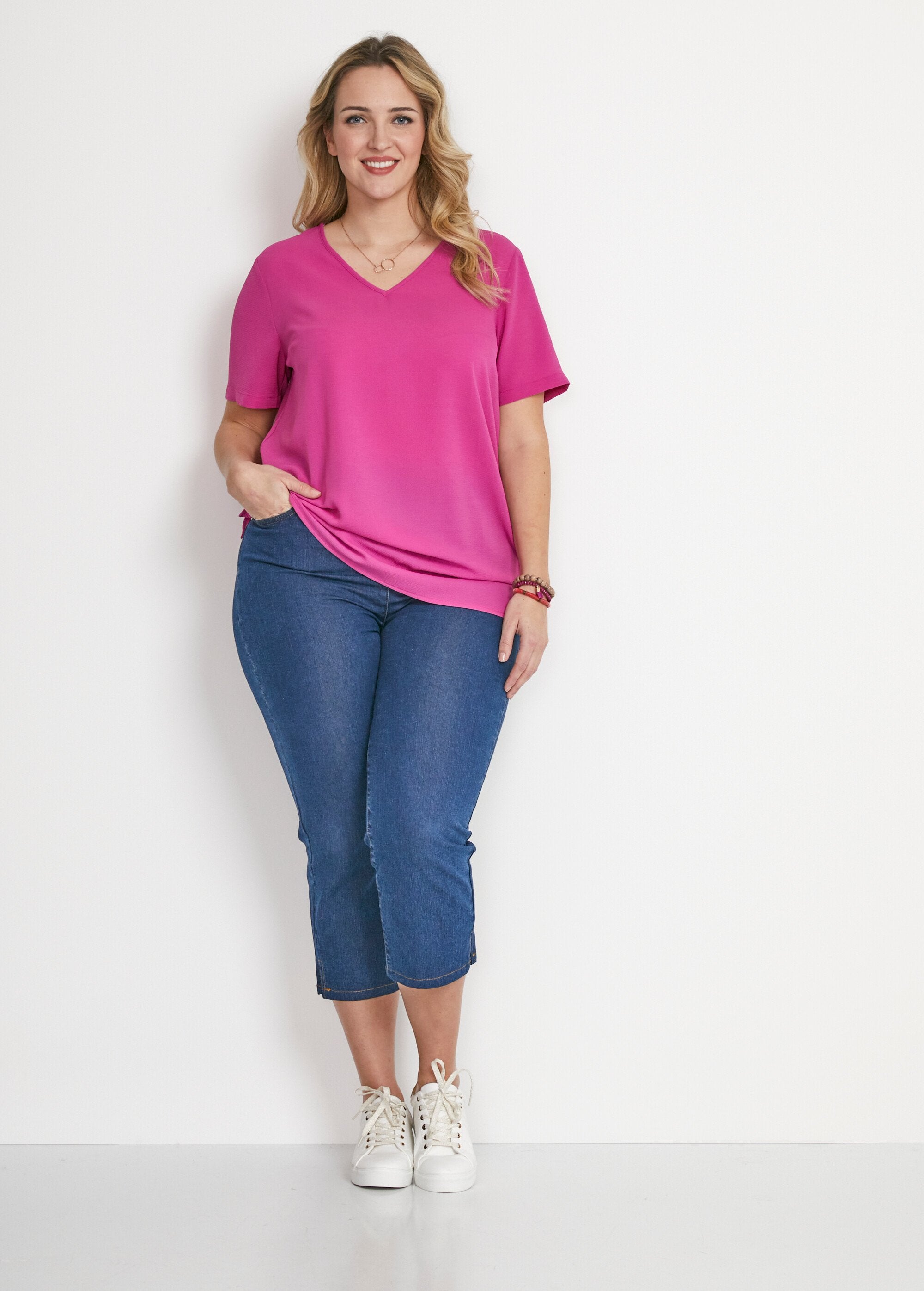 Ample_mid-length_tunic_in_crepe_fabric_Plain_fuchsia_SF1_curvy