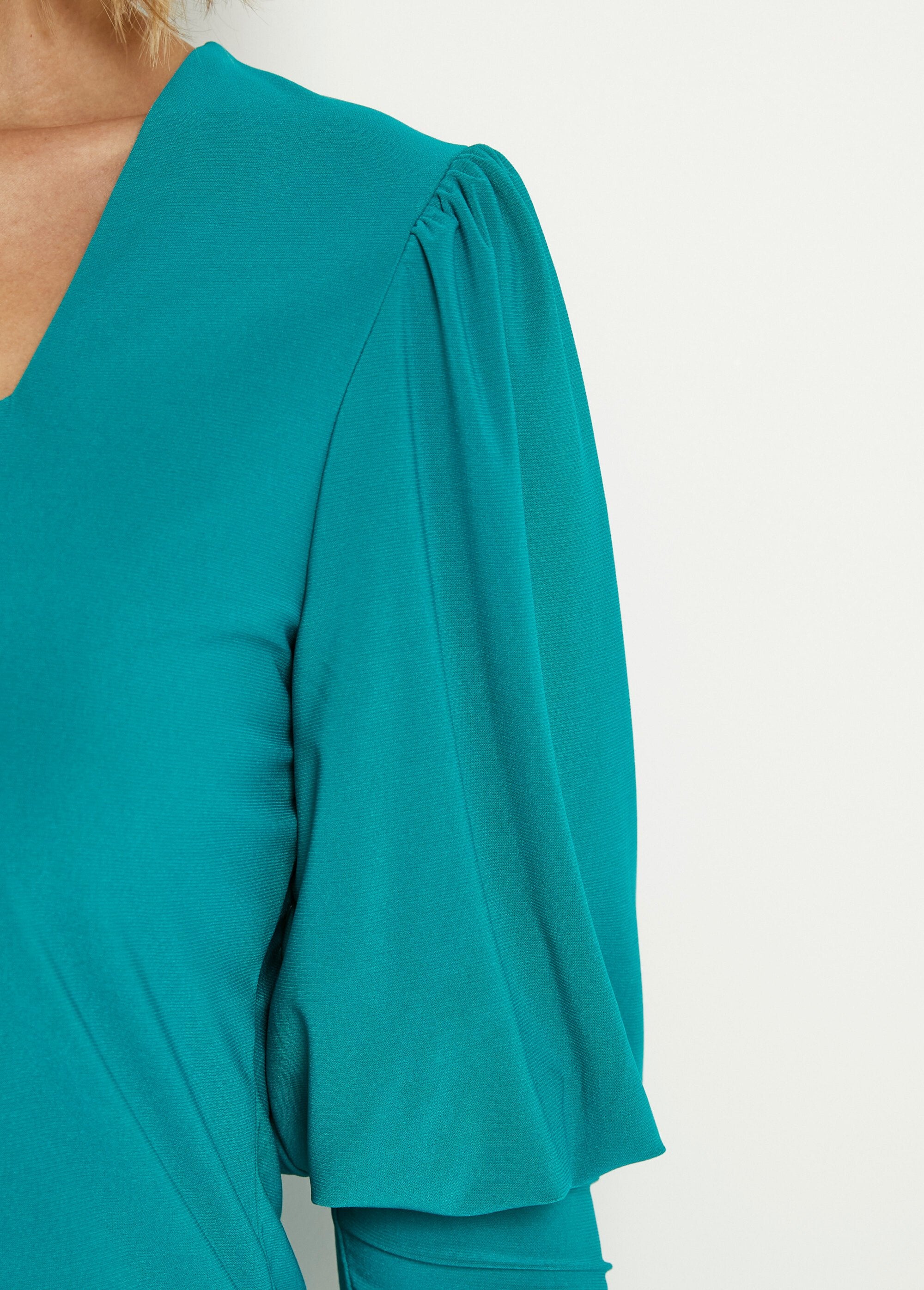 Stretch_tunic_with_square_neckline_and_3/4_sleeves_Emerald_green_DE2_slim