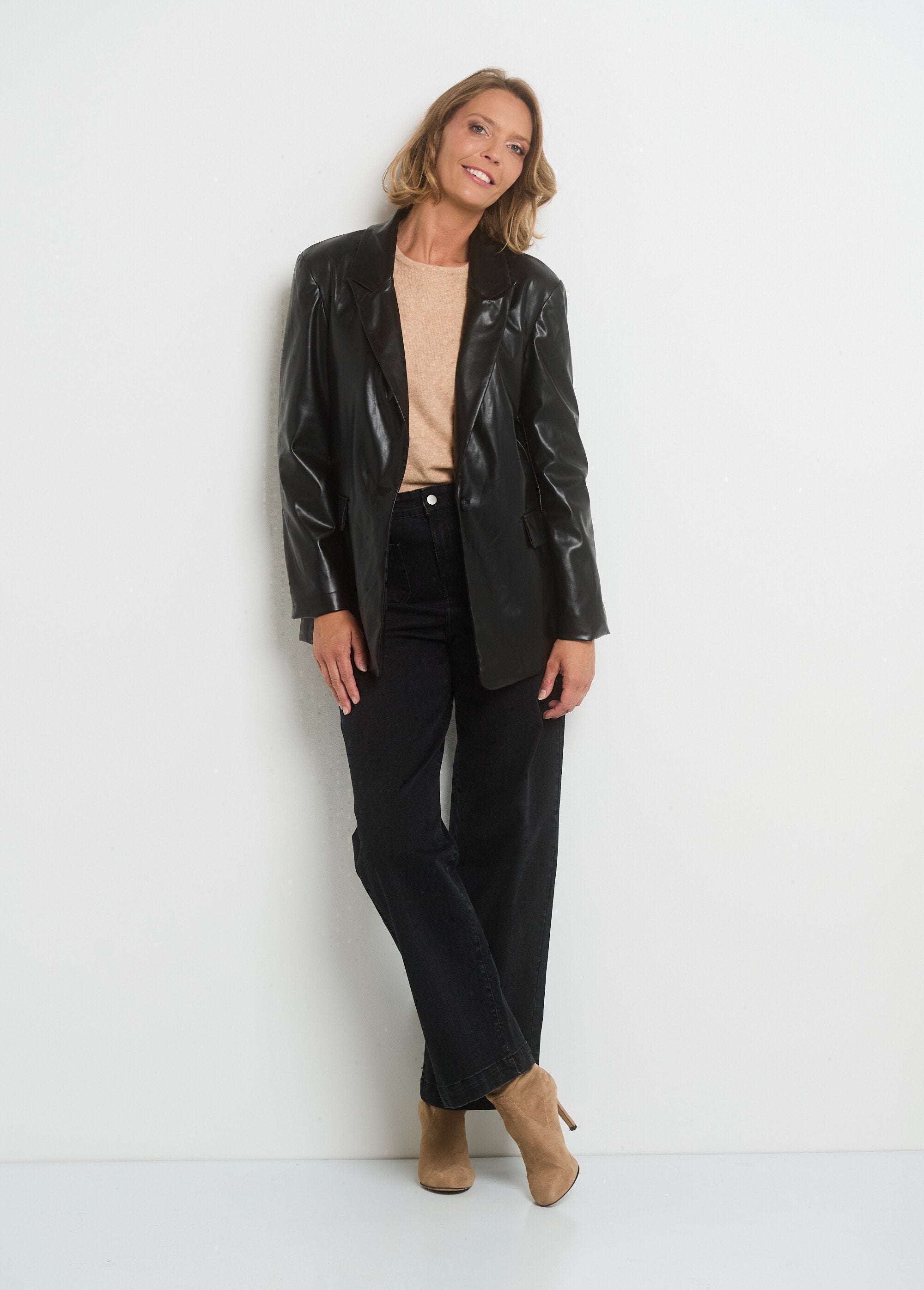 Faux_leather_jacket_with_1-button_tailoring_collar_Matte_black_SF1_slim