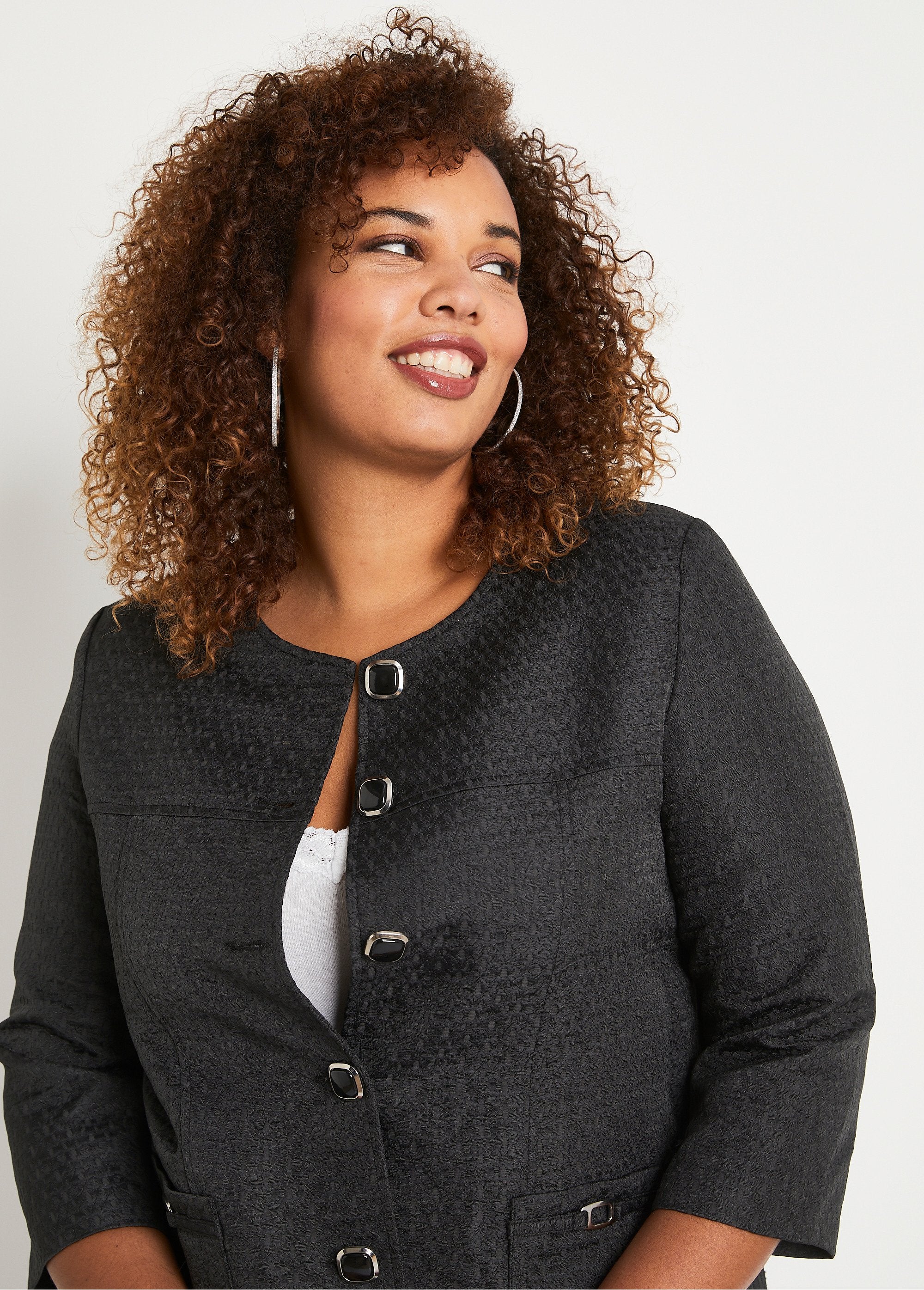 Crew-neck_jacket_with_3/4_sleeves_Black_DE2_curvy